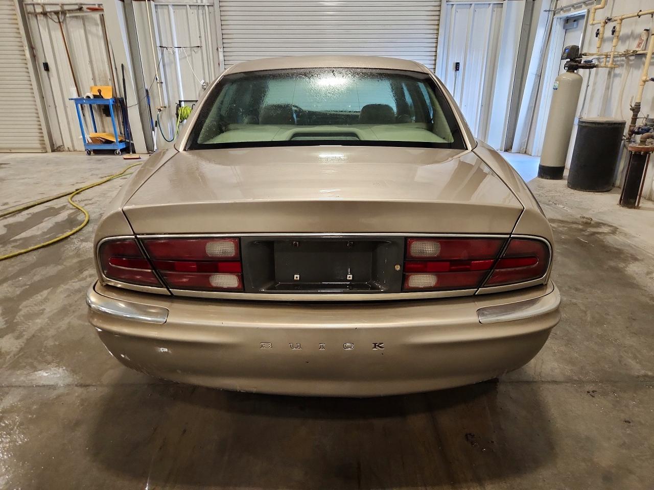 2001 Buick Park Avenue Cream vin: 1G4CW54K514205632