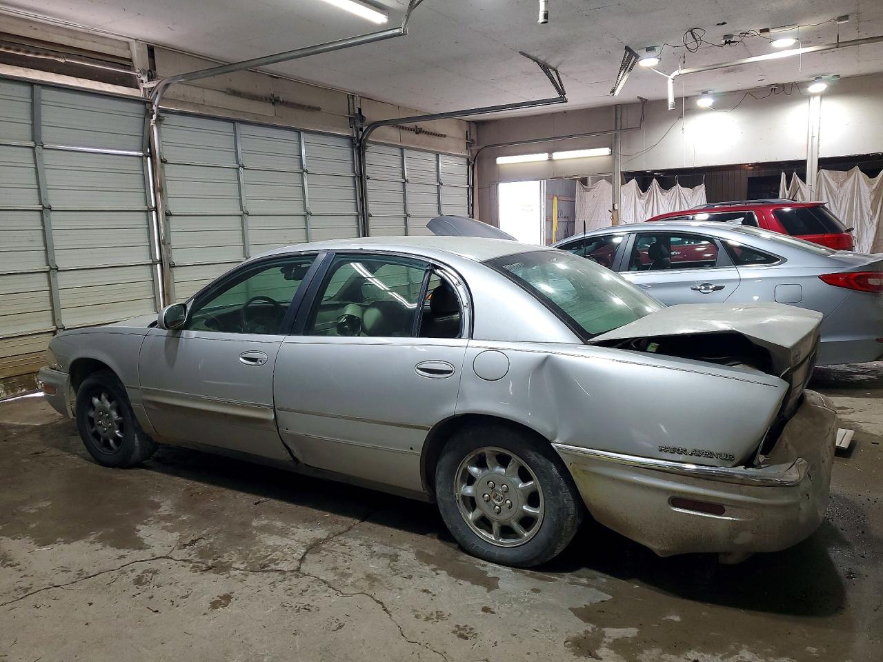 2001 Buick Park Avenue Silver vin: 1G4CW54K514205906