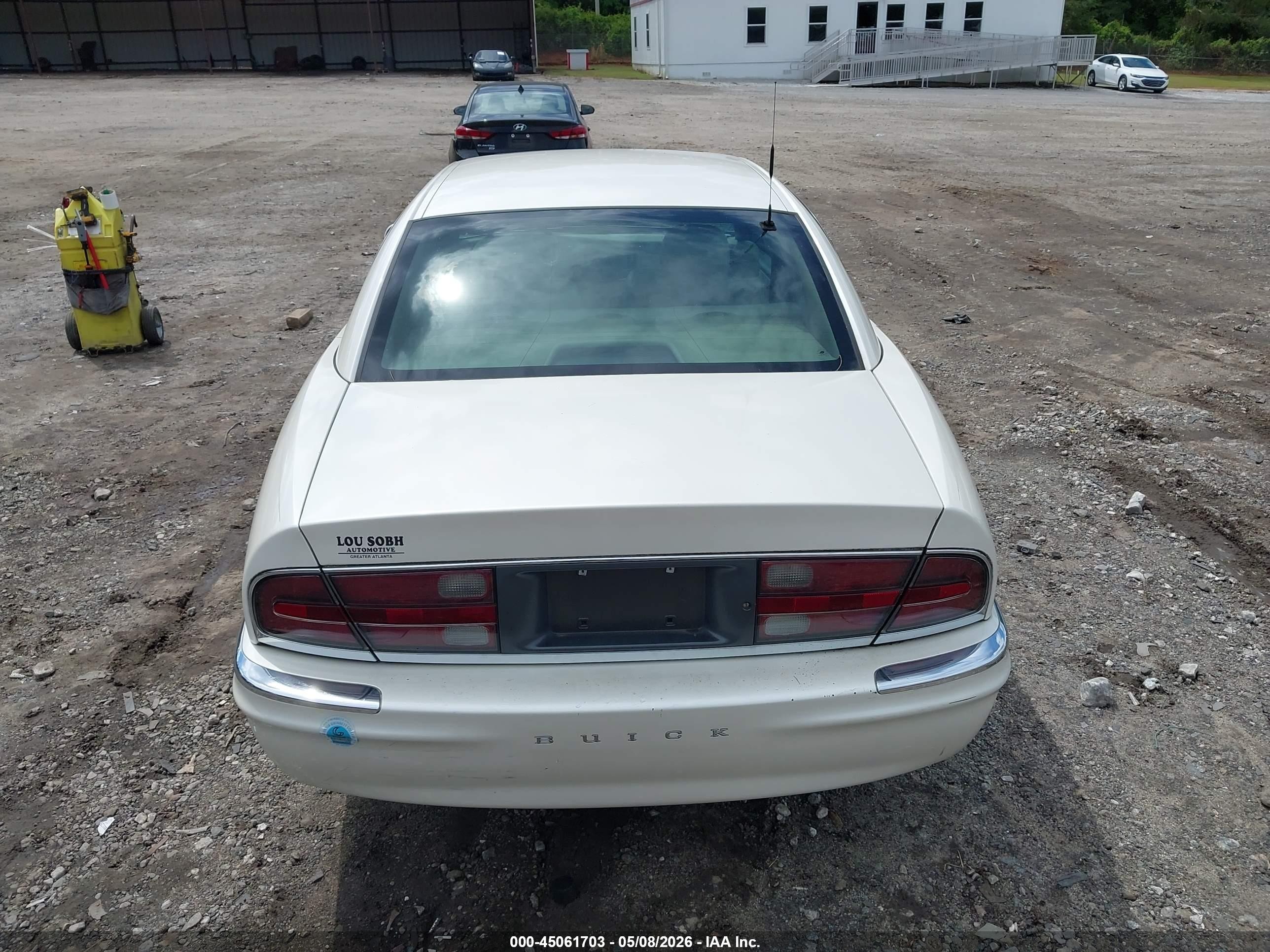 2002 Buick Park Avenue   Cream vin: 1G4CW54K524161407