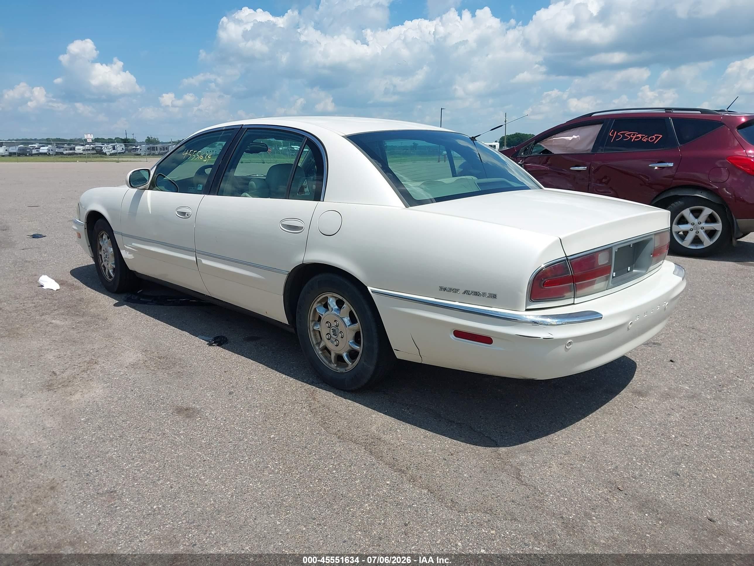 2003 Buick Park Avenue   White vin: 1G4CW54K534146830