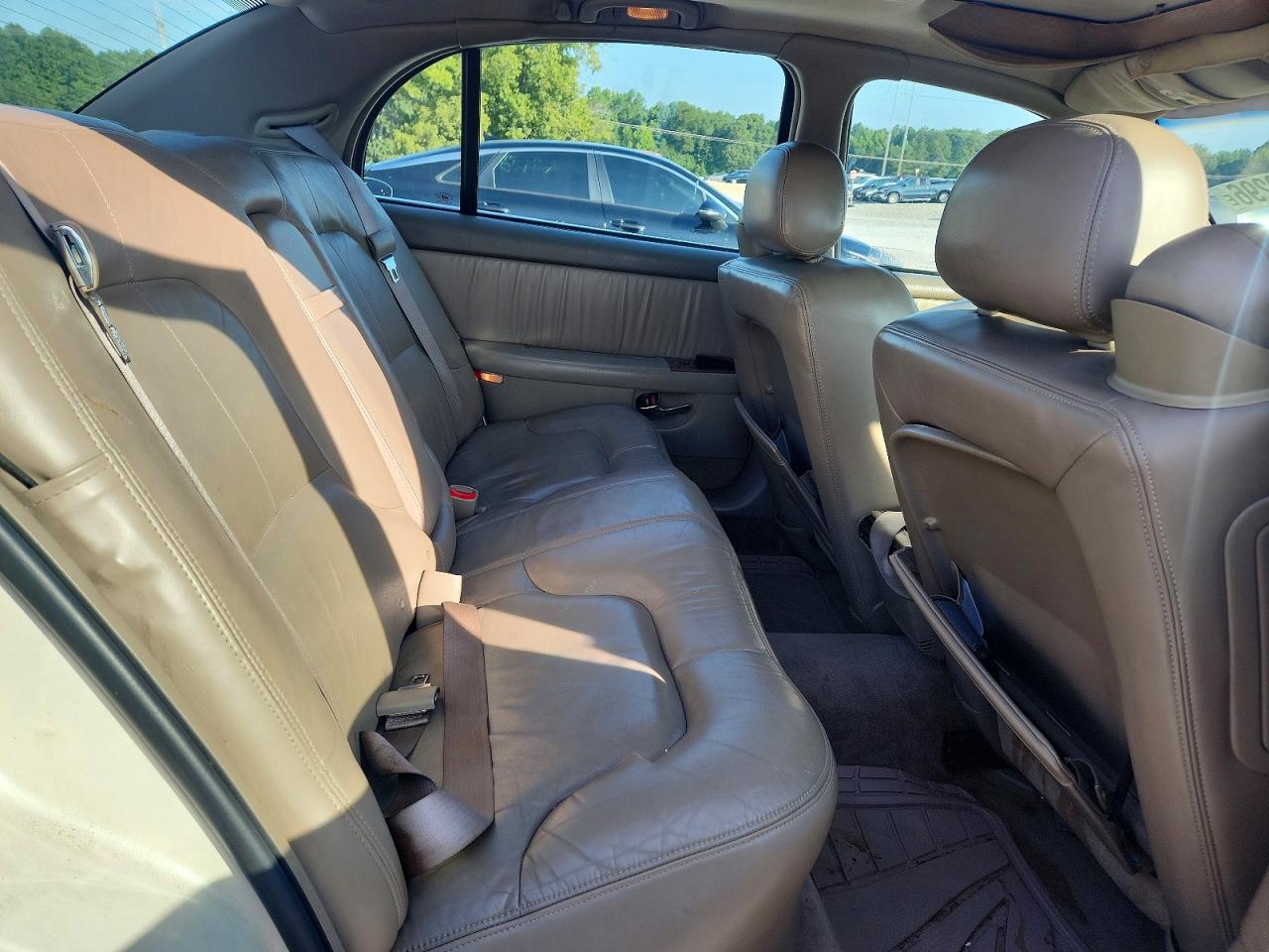 2003 Buick Park Avenue Cream vin: 1G4CW54K534164633