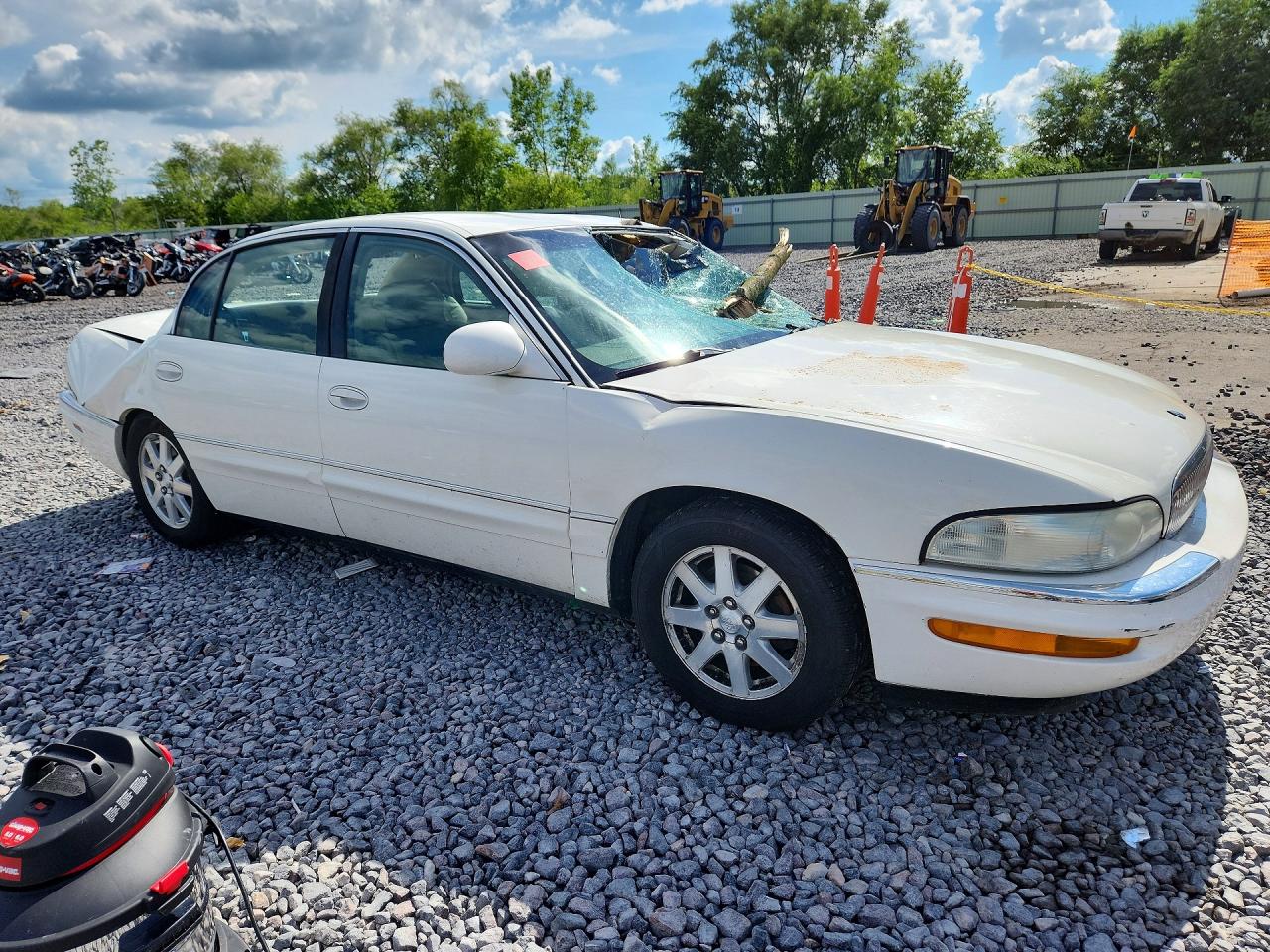 2004 Buick Park Avenue White vin: 1G4CW54K544164701
