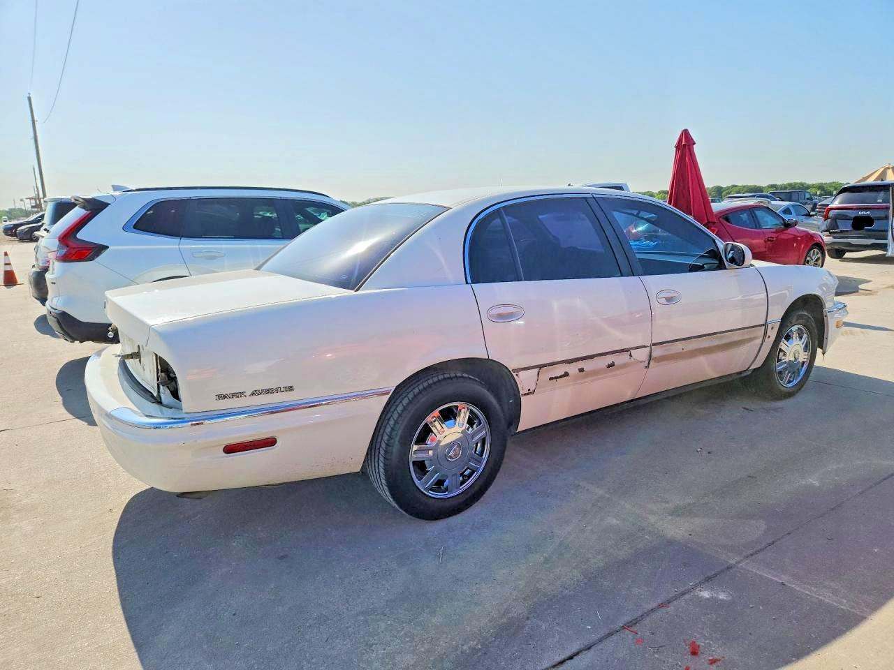 2001 Buick Park Avenue White vin: 1G4CW54K614205221