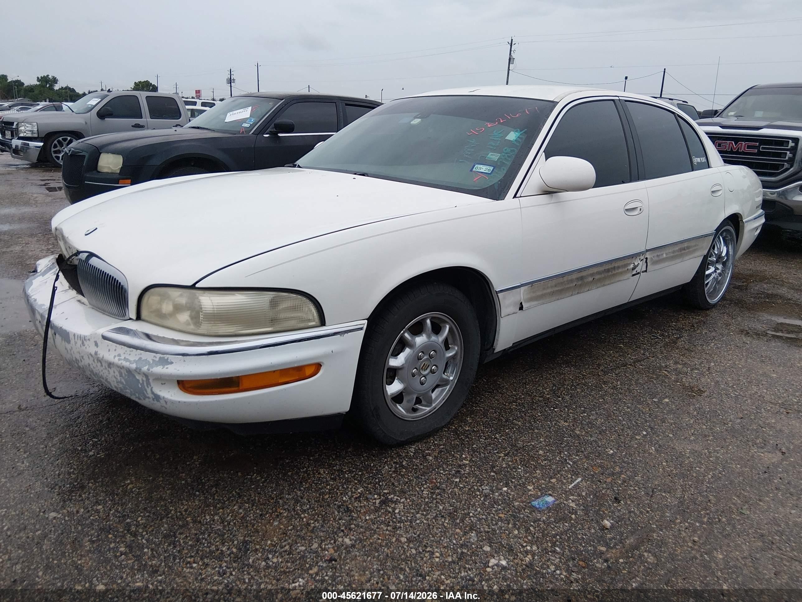 2001 Buick Park Avenue   White vin: 1G4CW54K614276788