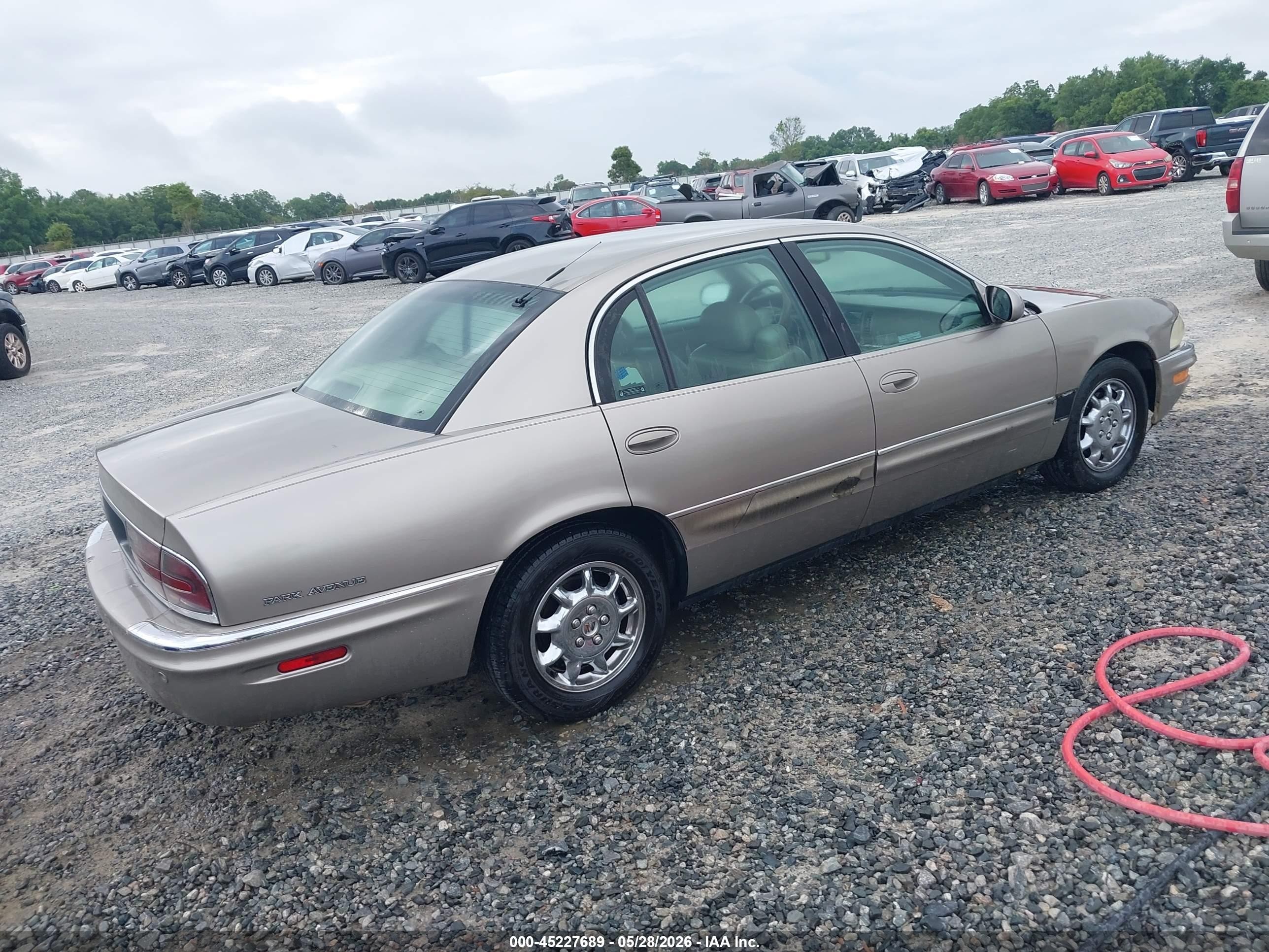 2003 Buick Park Avenue   Cream vin: 1G4CW54K734113876