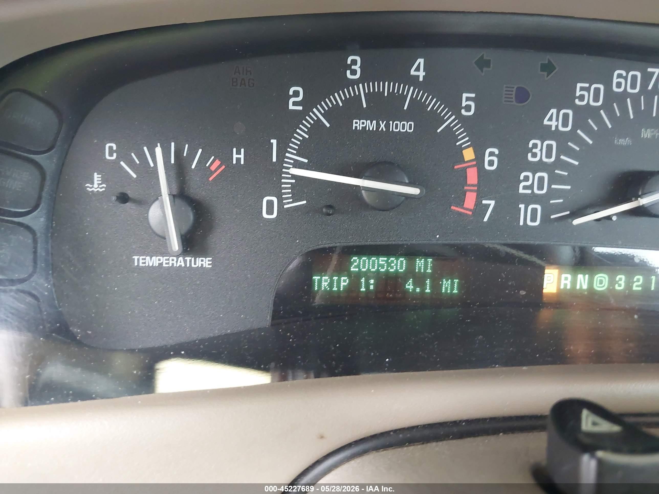 2003 Buick Park Avenue   Cream vin: 1G4CW54K734113876