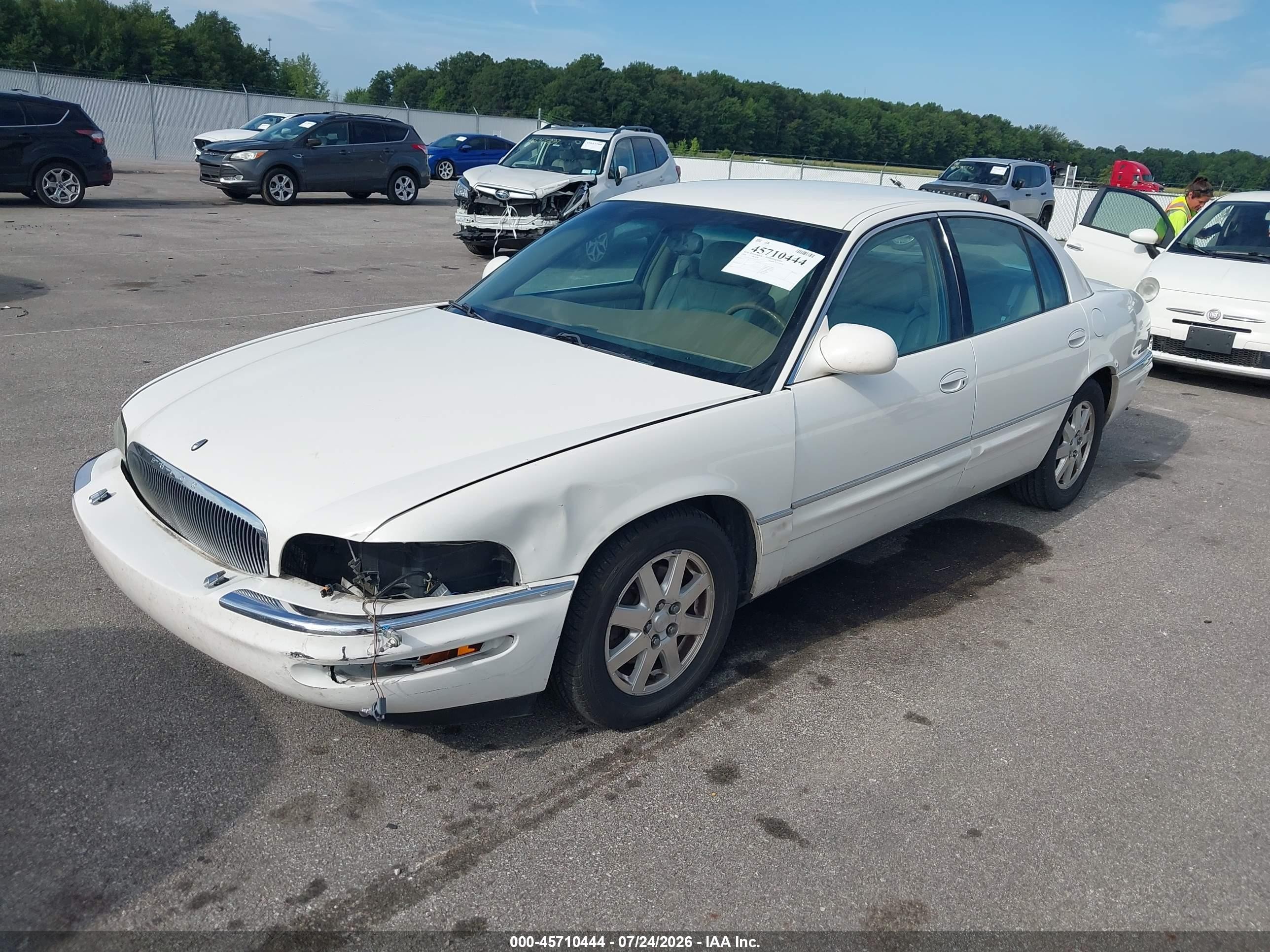 2004 Buick Park Avenue   White vin: 1G4CW54K744152453