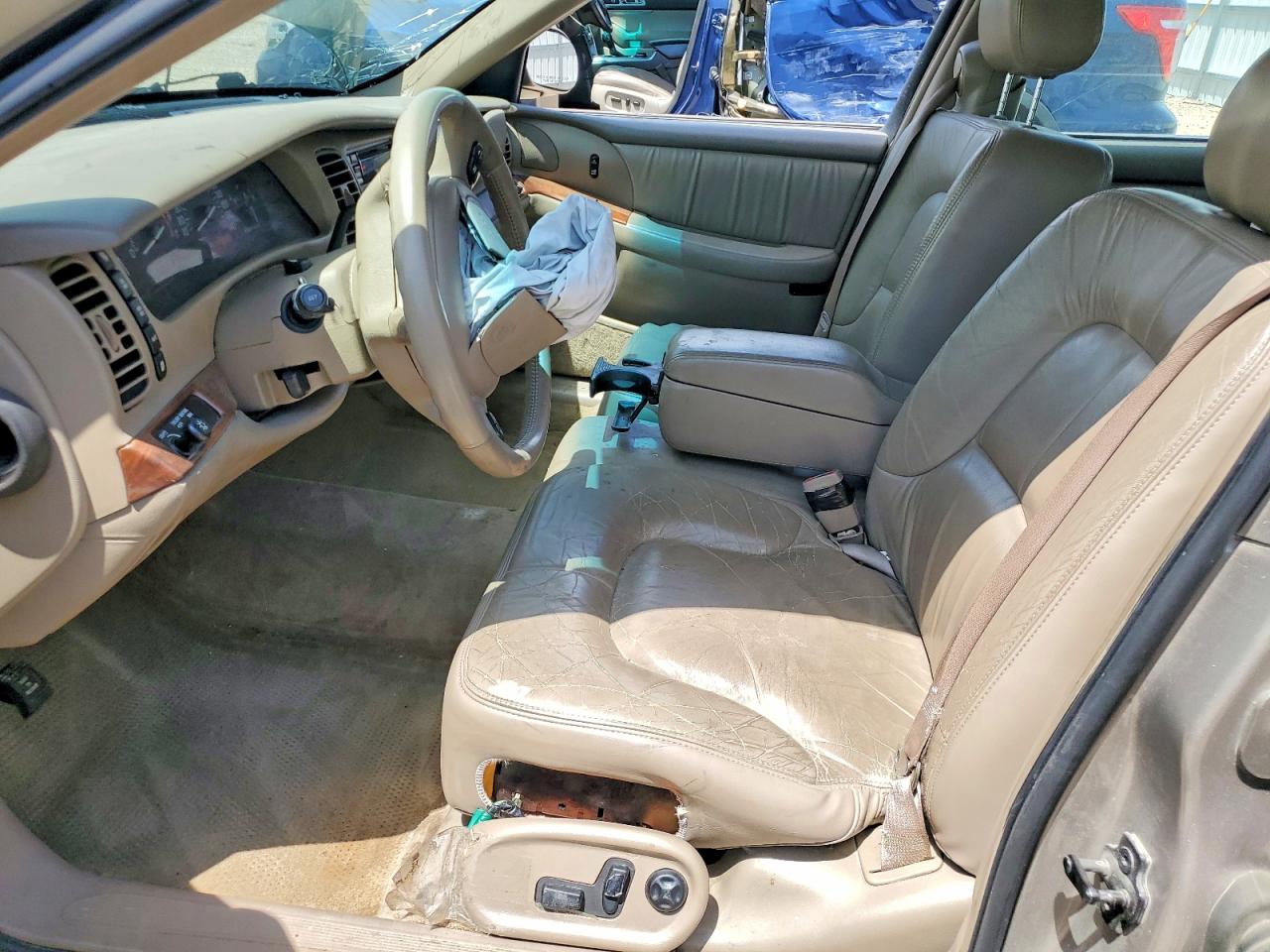 2000 Buick Park Avenue Gold vin: 1G4CW54K7Y4227772