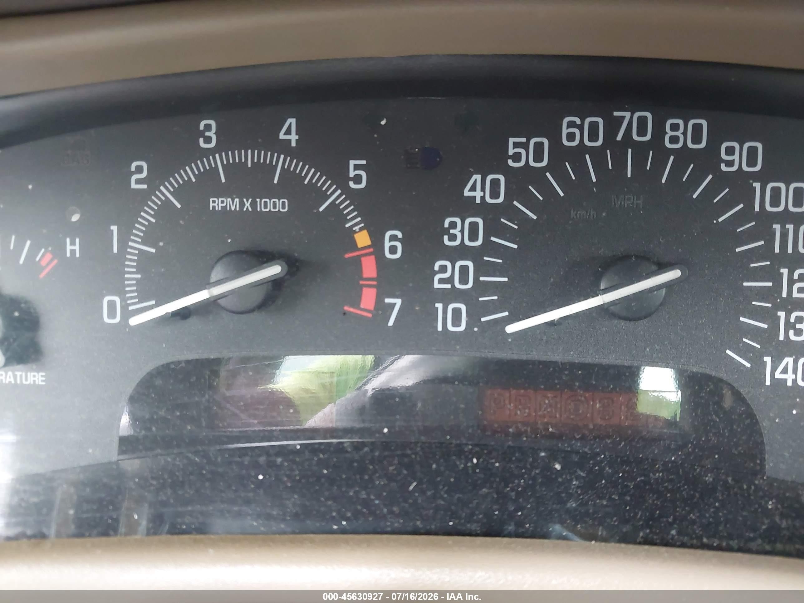 2002 Buick Park Avenue   Tan vin: 1G4CW54K824105140