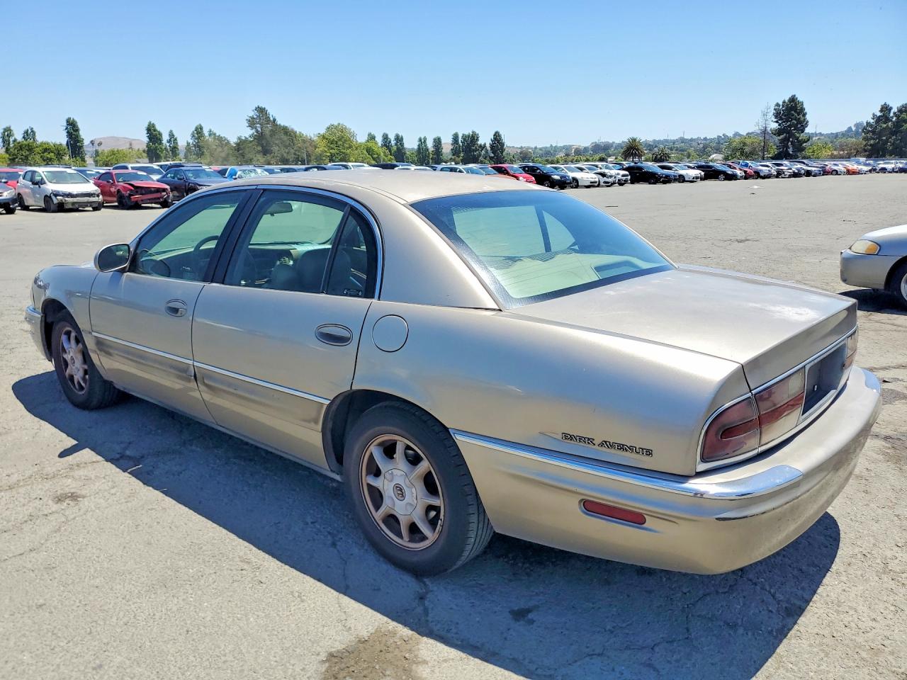 2002 Buick Park Avenue Gold vin: 1G4CW54K824182929