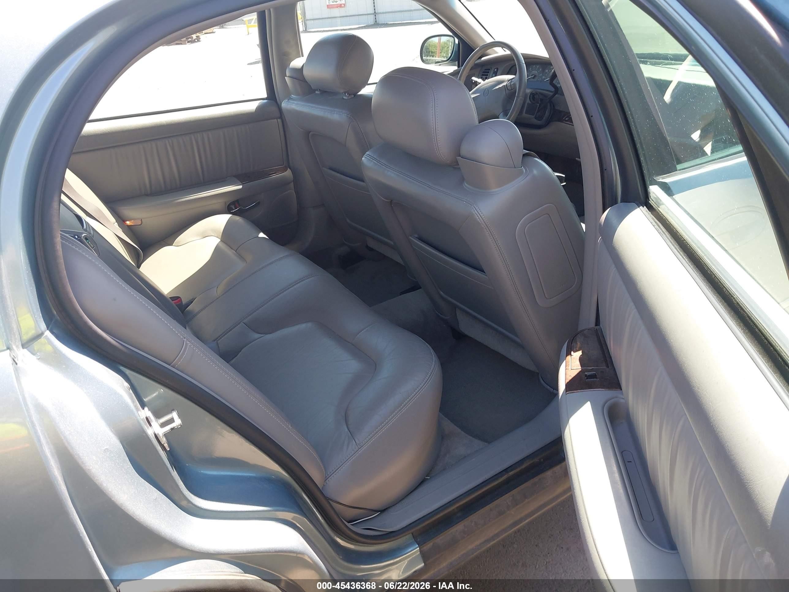 2004 Buick Park Avenue   Light Blue vin: 1G4CW54K844159864