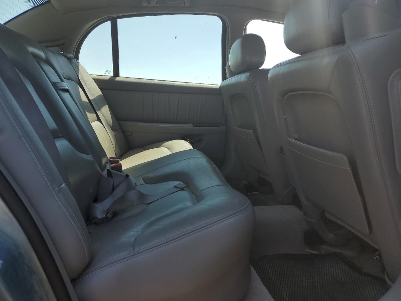 2005 Buick Park Avenue    Blue vin: 1G4CW54K854103604