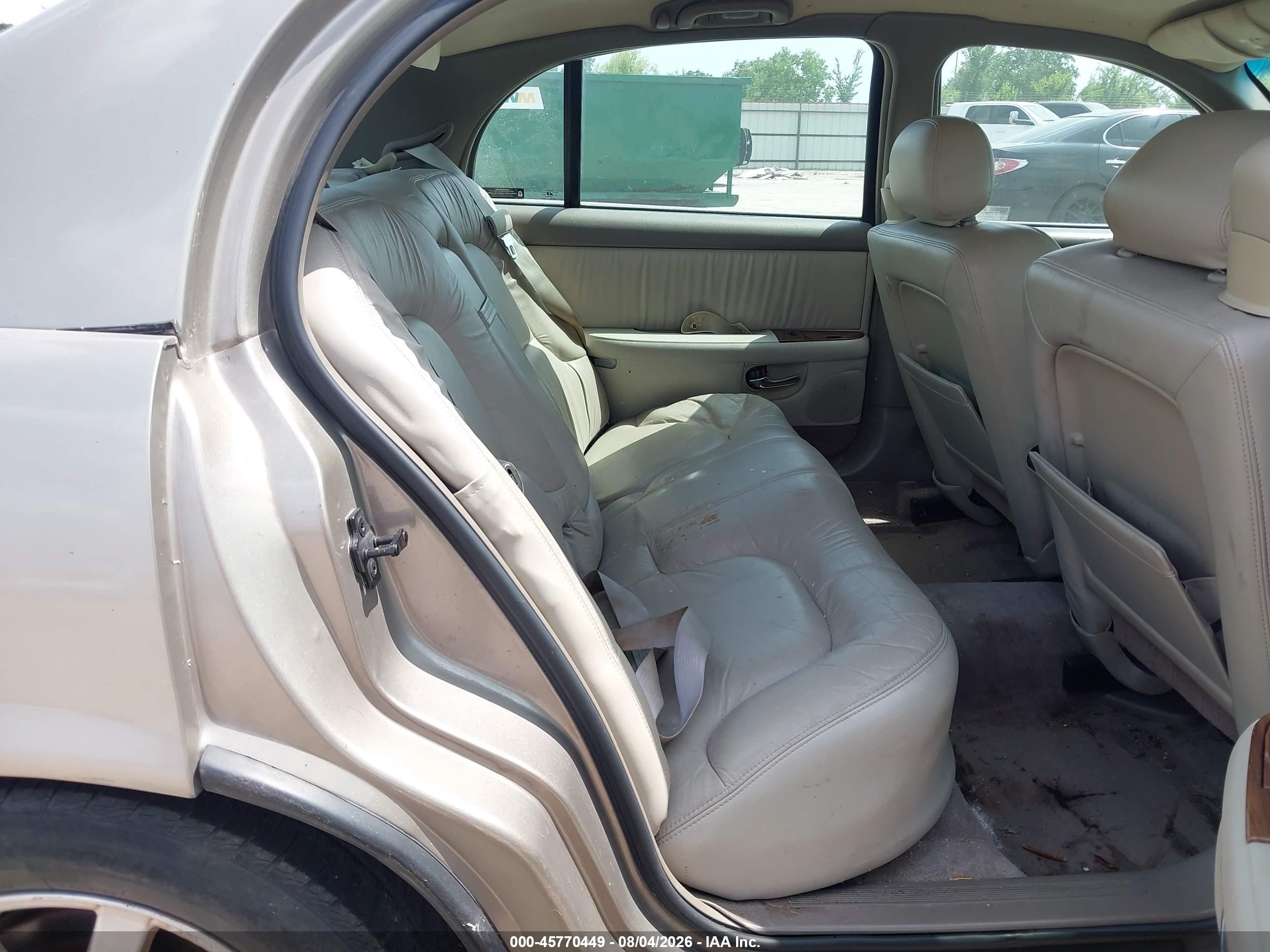 2002 Buick Park Avenue   Beige vin: 1G4CW54K924181322