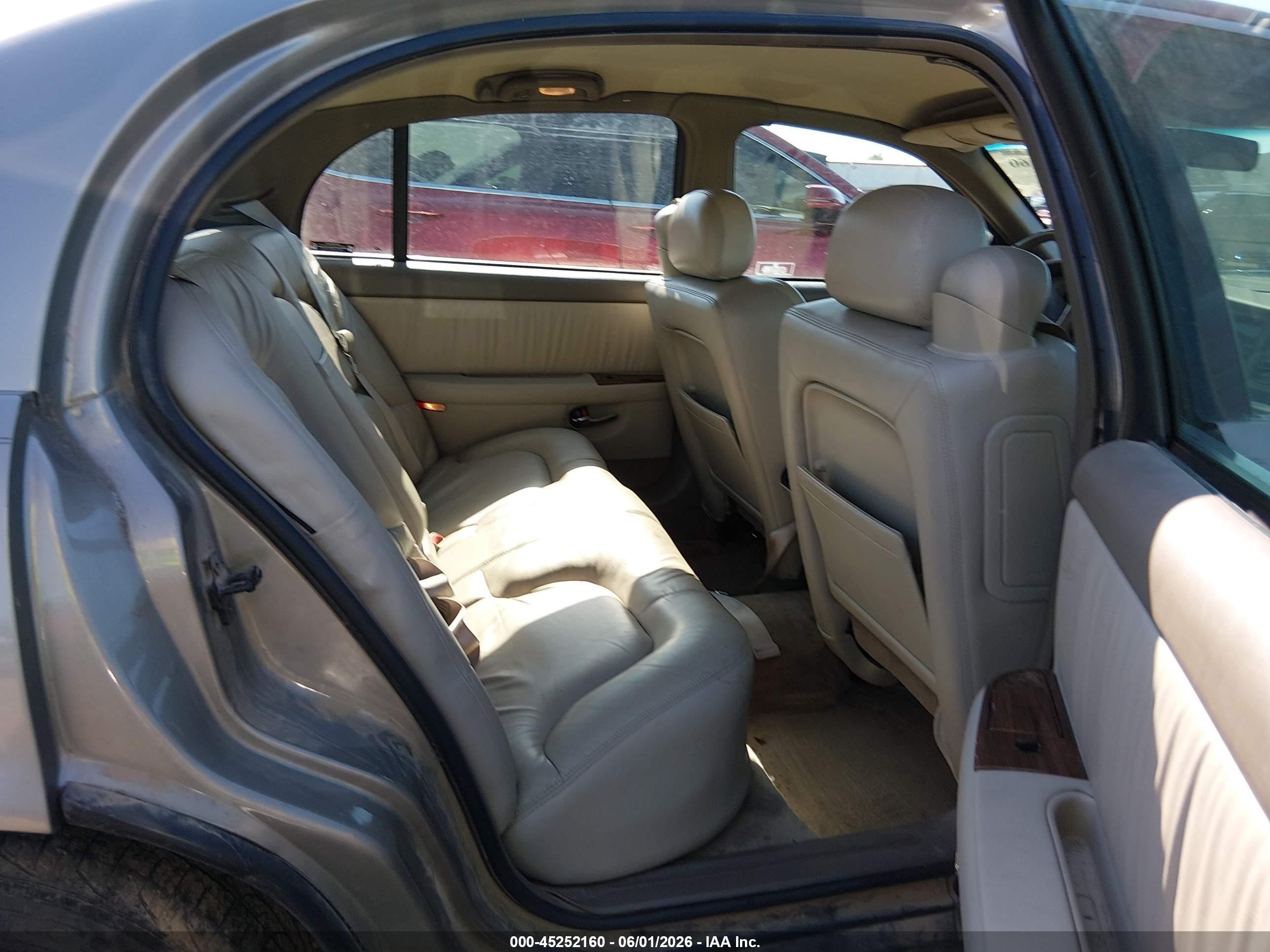 2002 Buick Park Avenue   Коричневый vin: 1G4CW54KX24140052