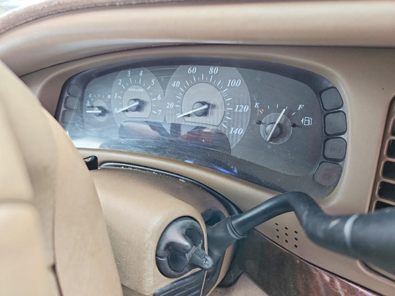 2004 Buick Park Avenue White vin: 1G4CW54KX44121021