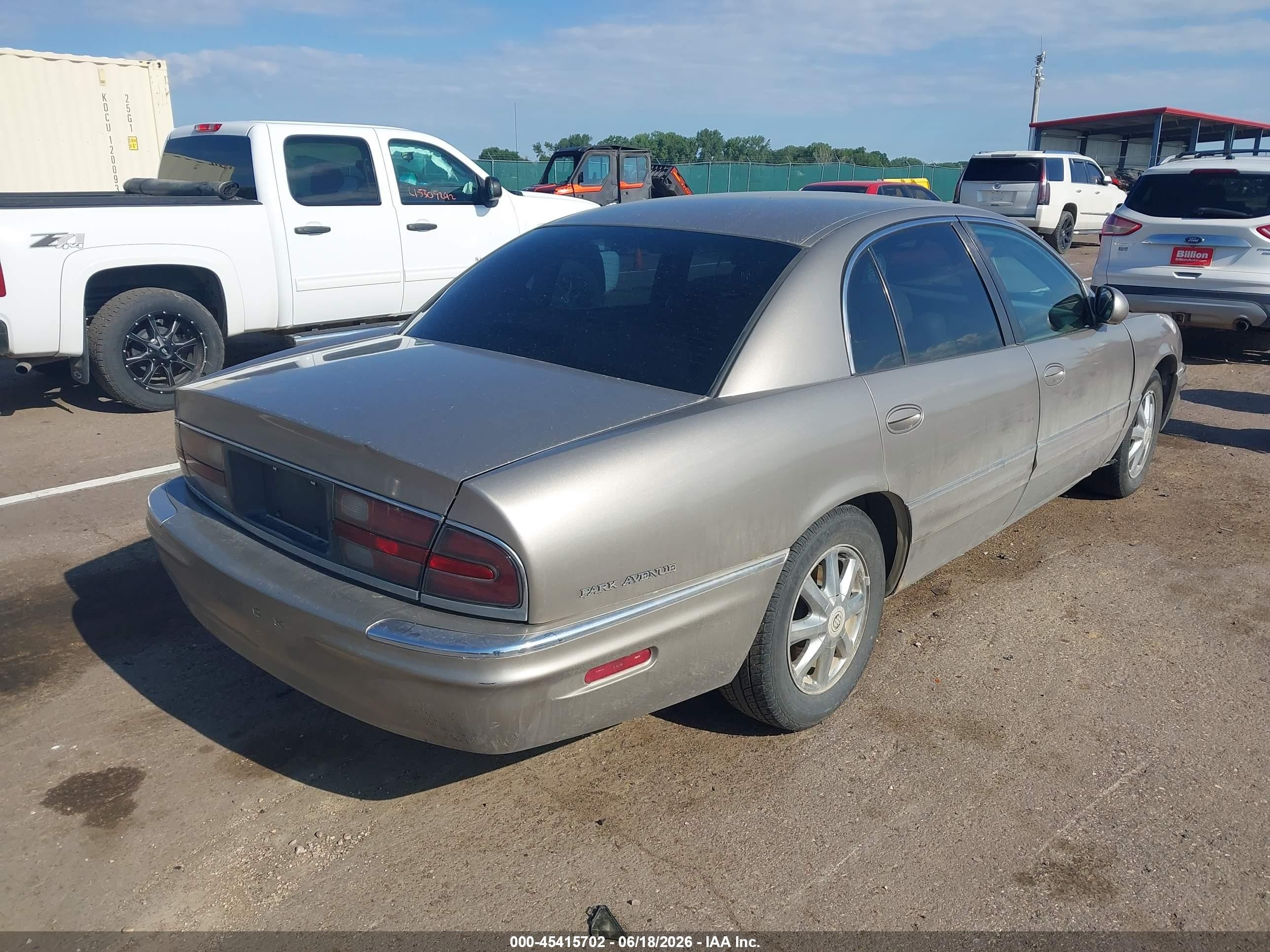 2004 Buick Park Avenue   Tan vin: 1G4CW54KX44134335