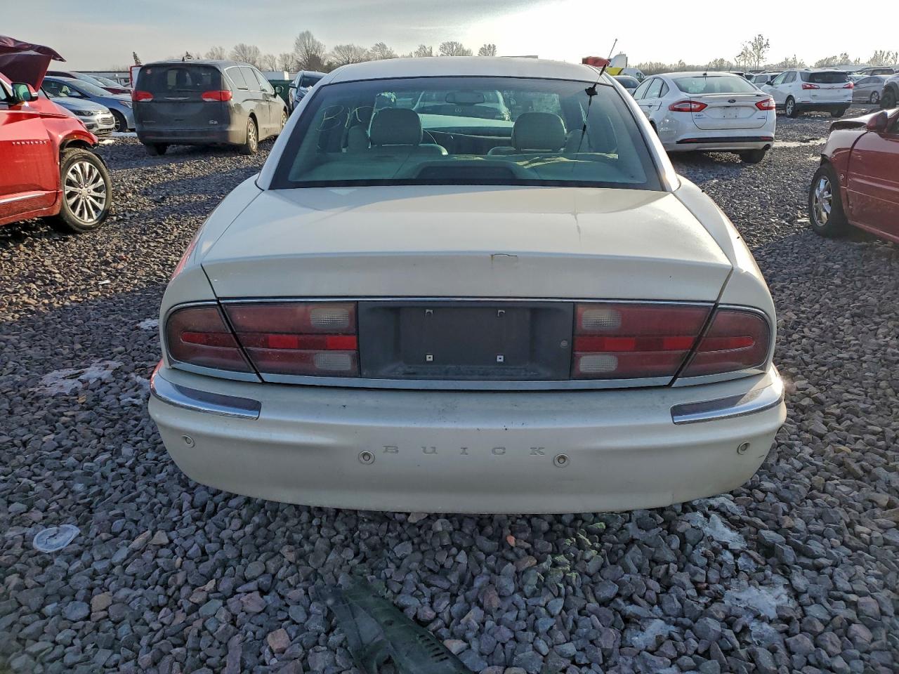 2004 Buick Park Avenue White vin: 1G4CW54KX44137798