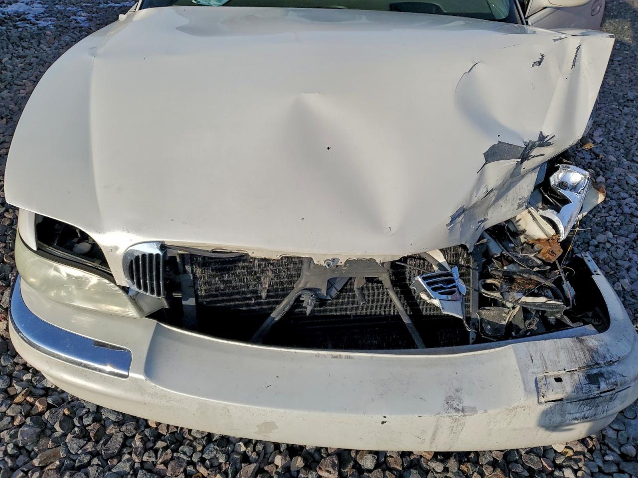 2004 Buick Park Avenue White vin: 1G4CW54KX44137798