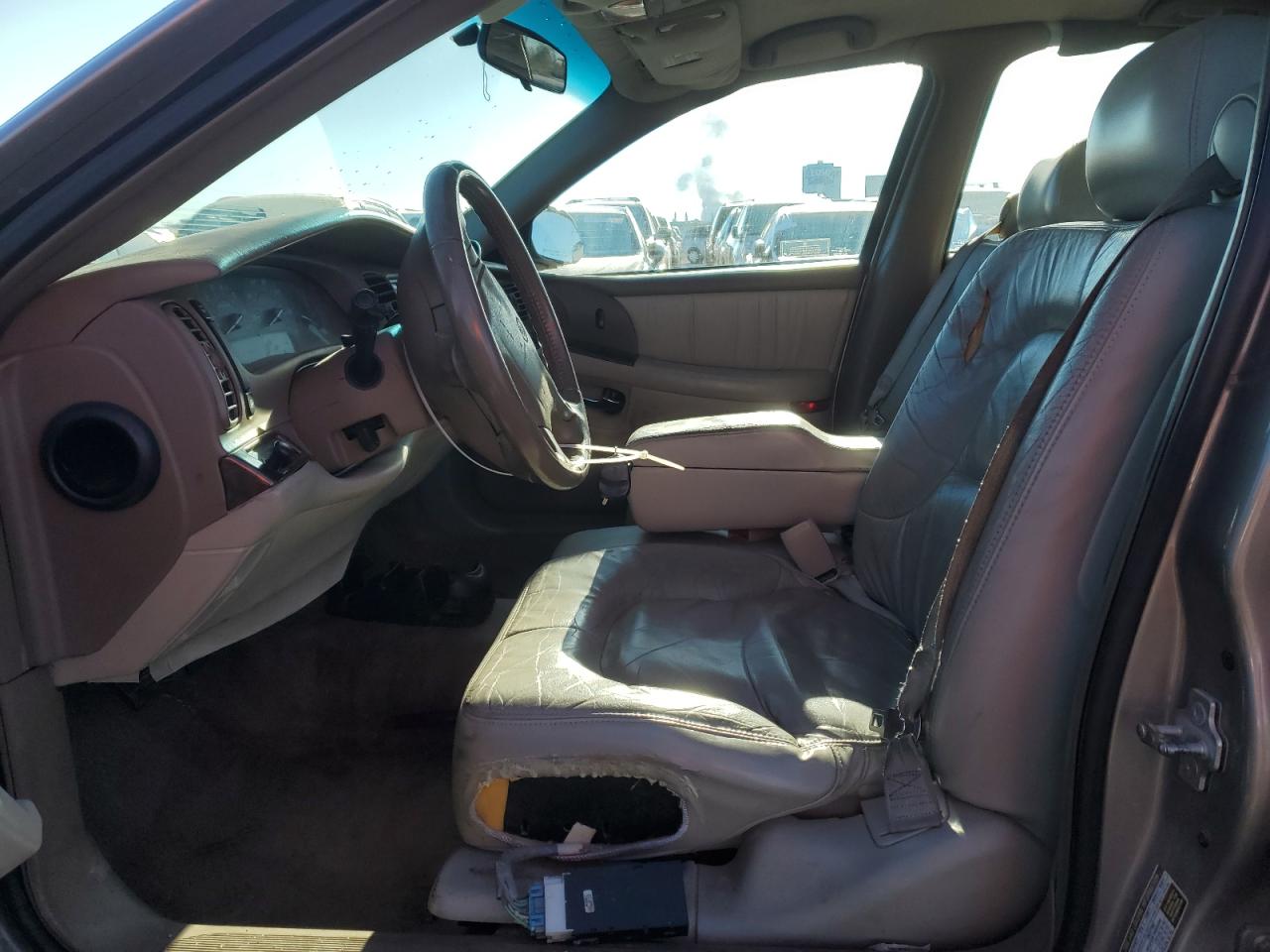 2004 Buick Park Avenue Gold vin: 1G4CW54KX44160711