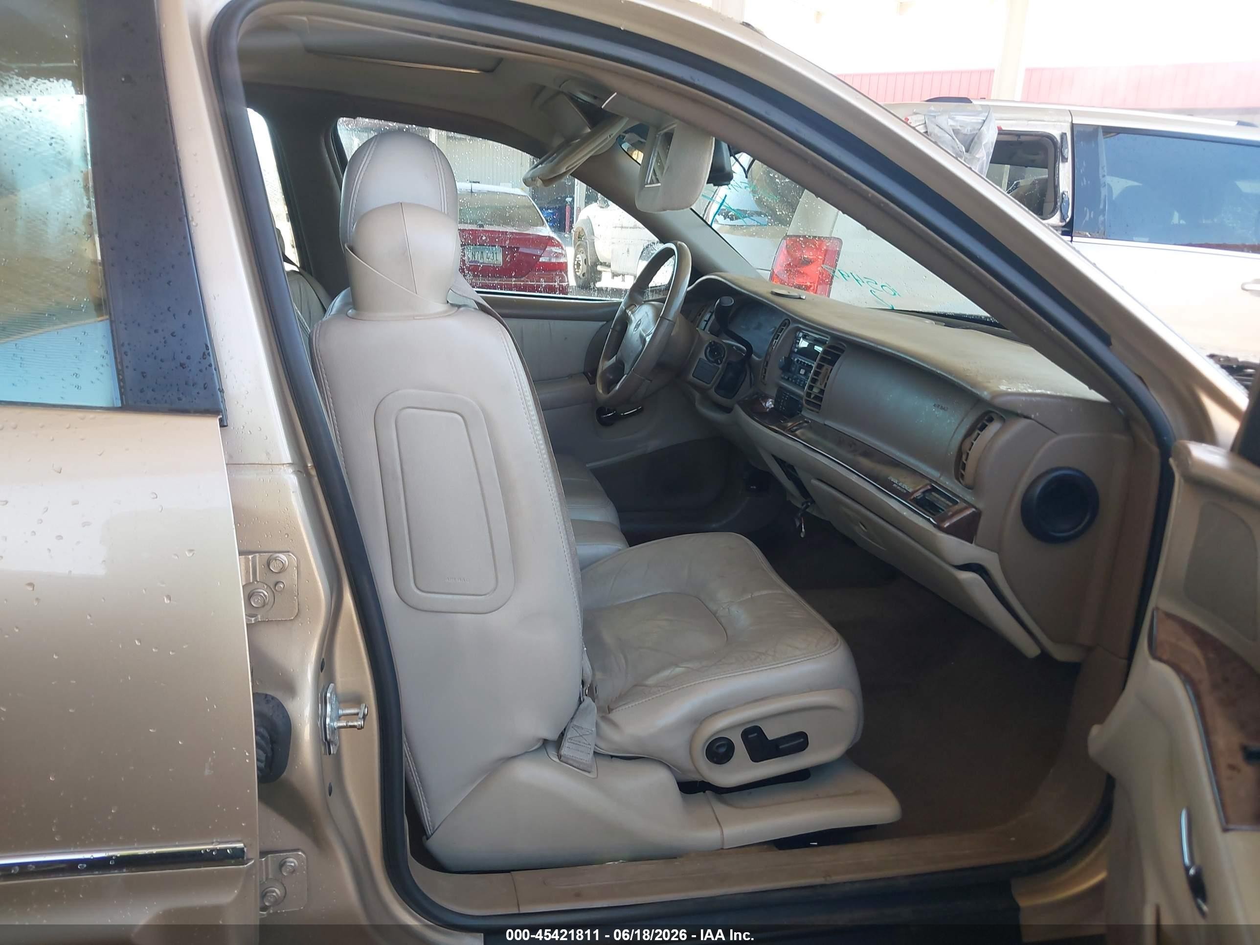 2005 Buick Park Avenue   Tan vin: 1G4CW54KX54105497