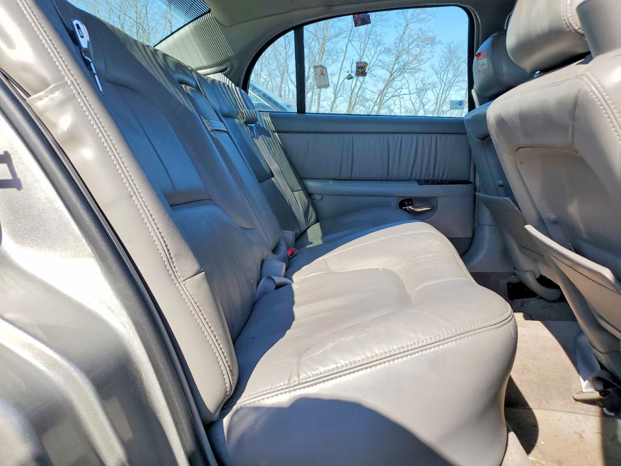 2005 Buick Park Avenue Silver vin: 1G4CW54KX54108254