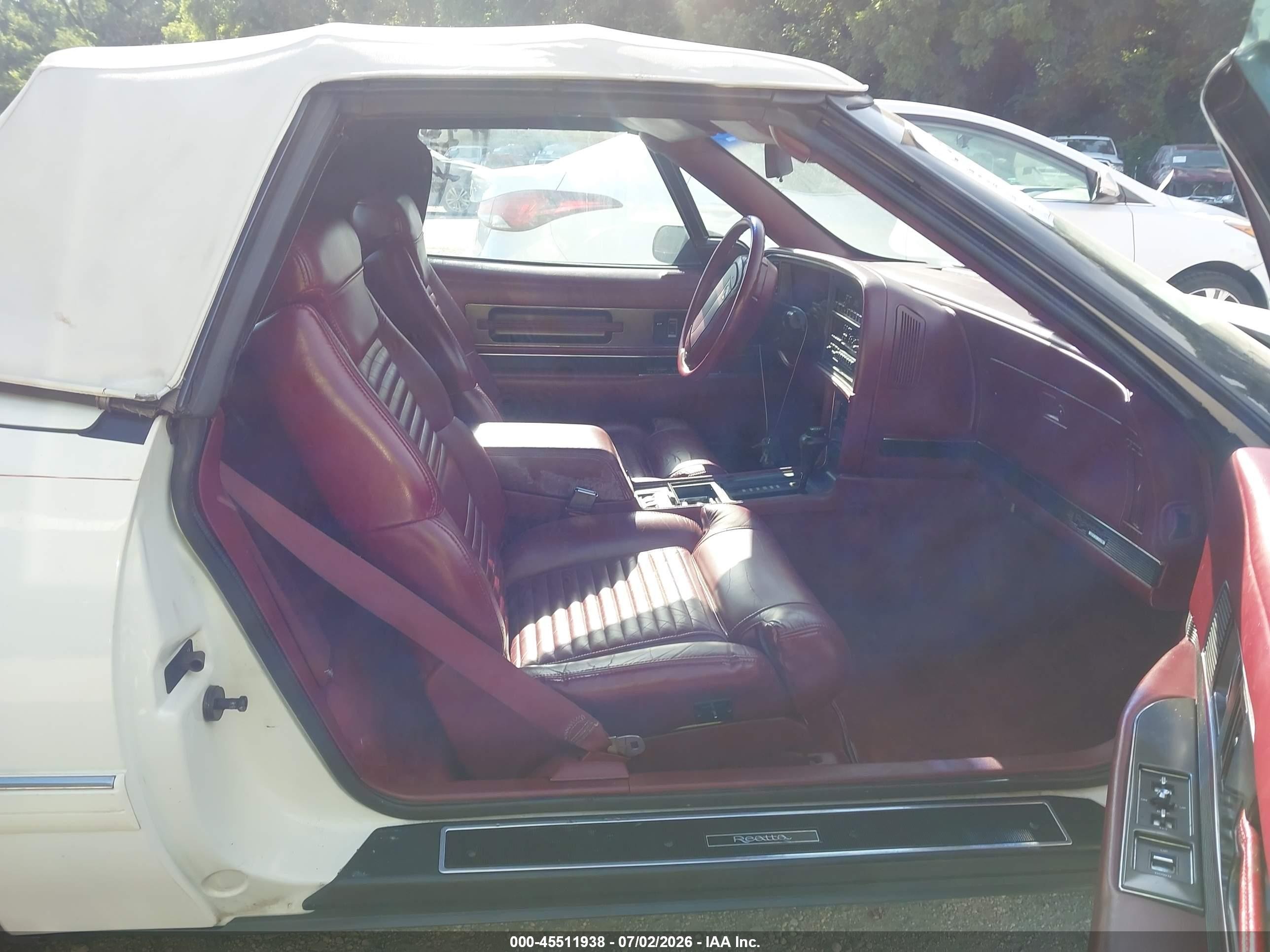 1990 Buick Reatta   White vin: 1G4EC33C0LB905444