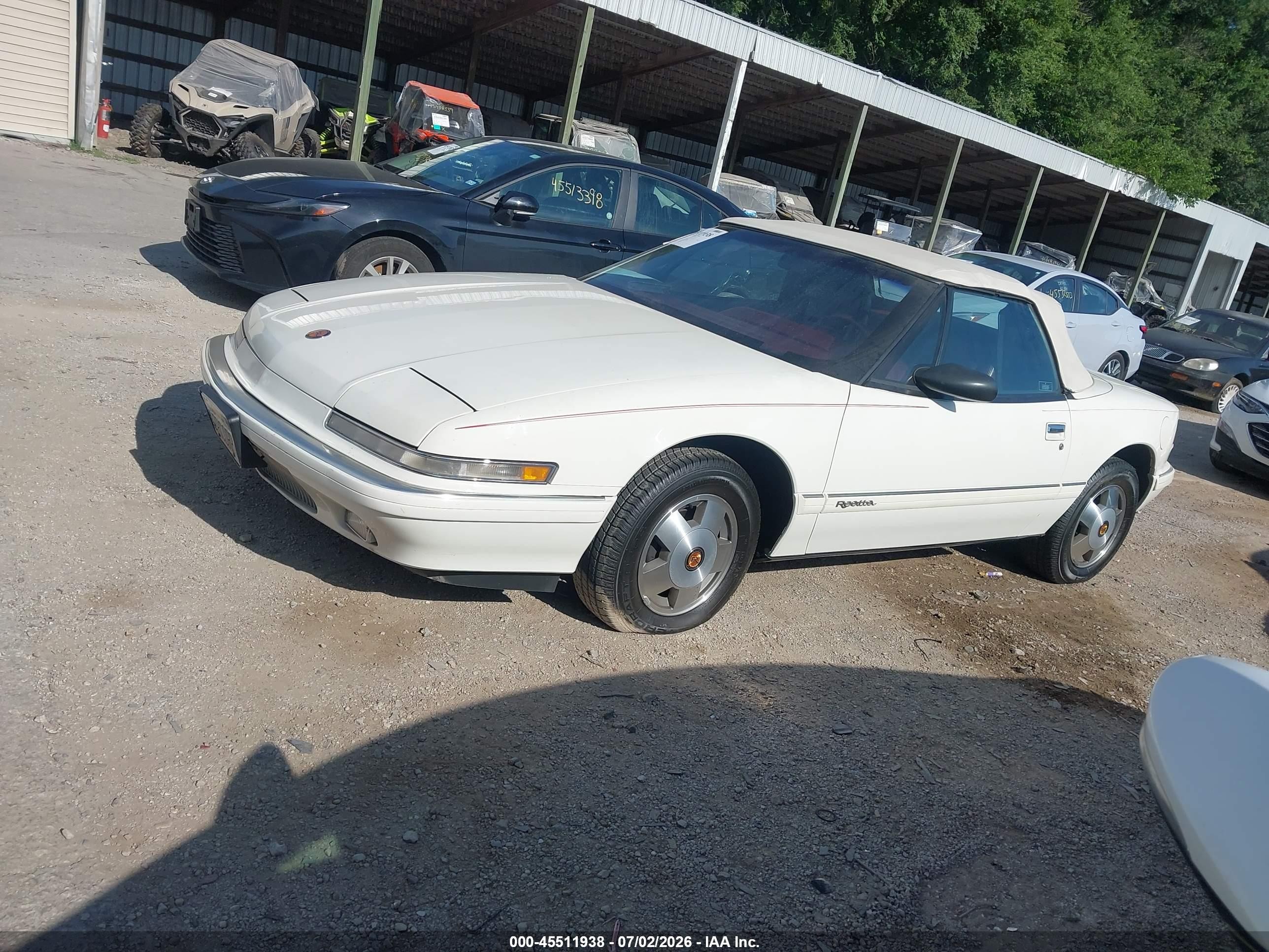 1990 Buick Reatta   White vin: 1G4EC33C0LB905444