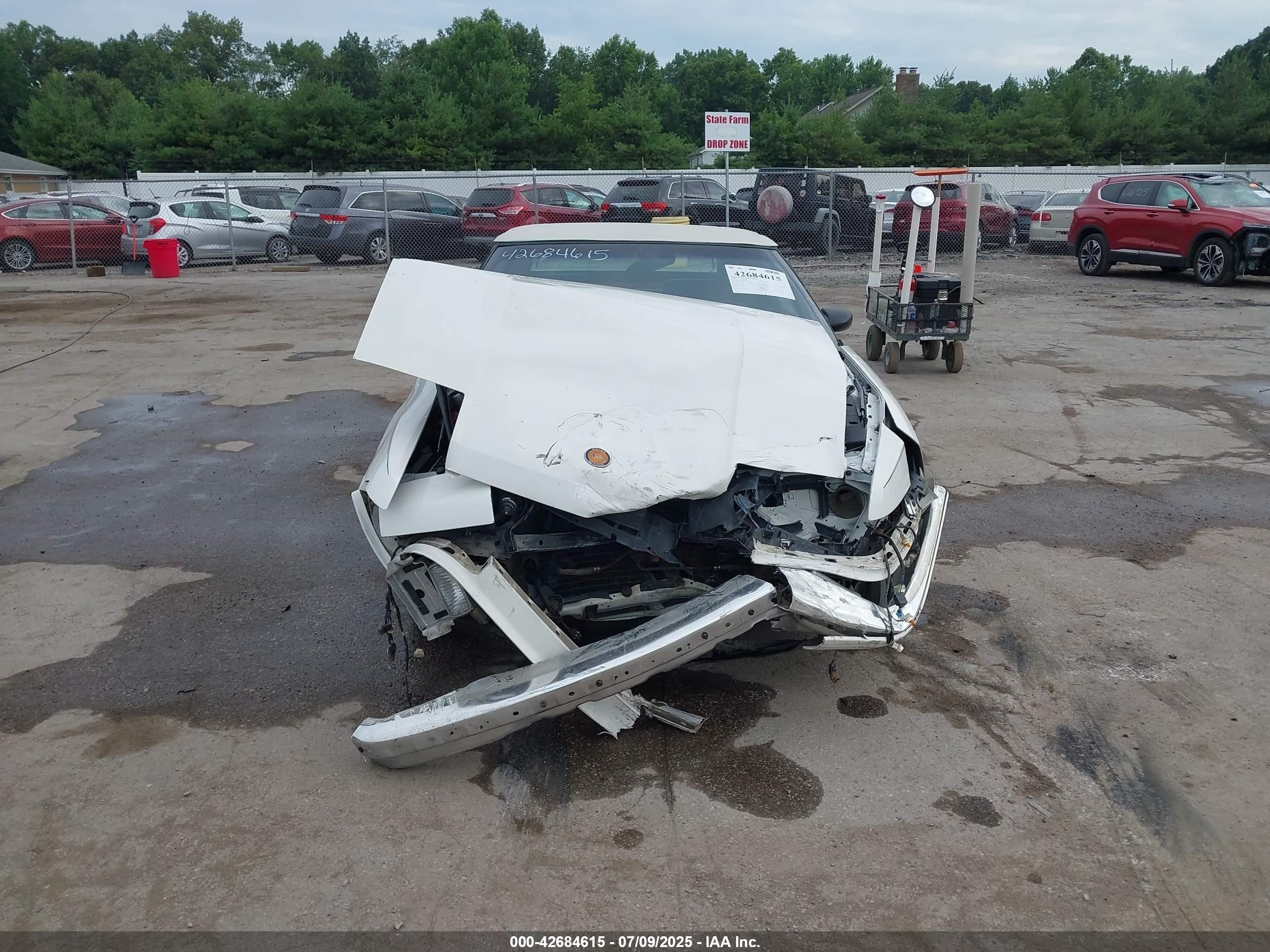 1990 Buick Reatta   White vin: 1G4EC33C6LB905058