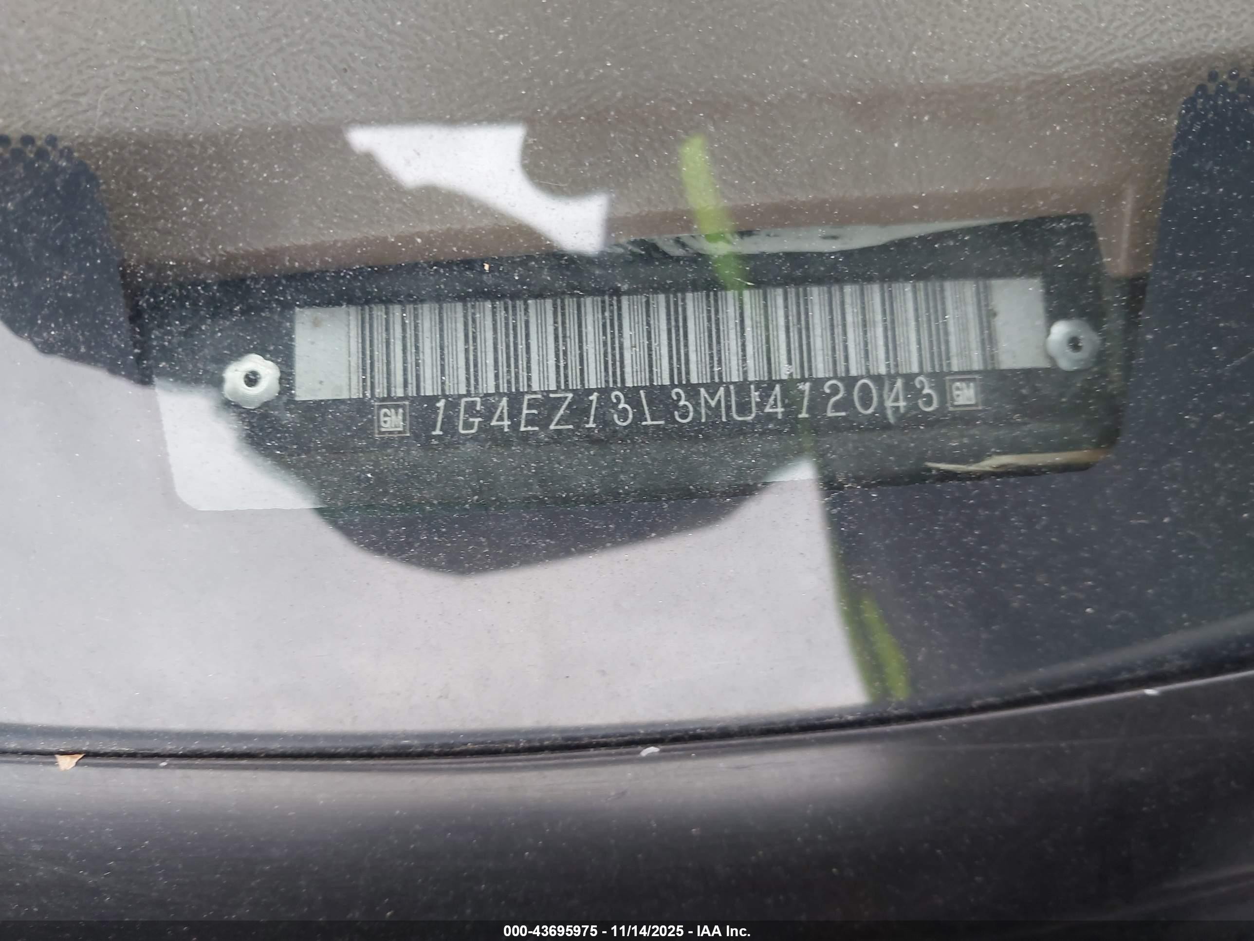 1991 Buick Riviera   Белый vin: 1G4EZ13L3MU412043