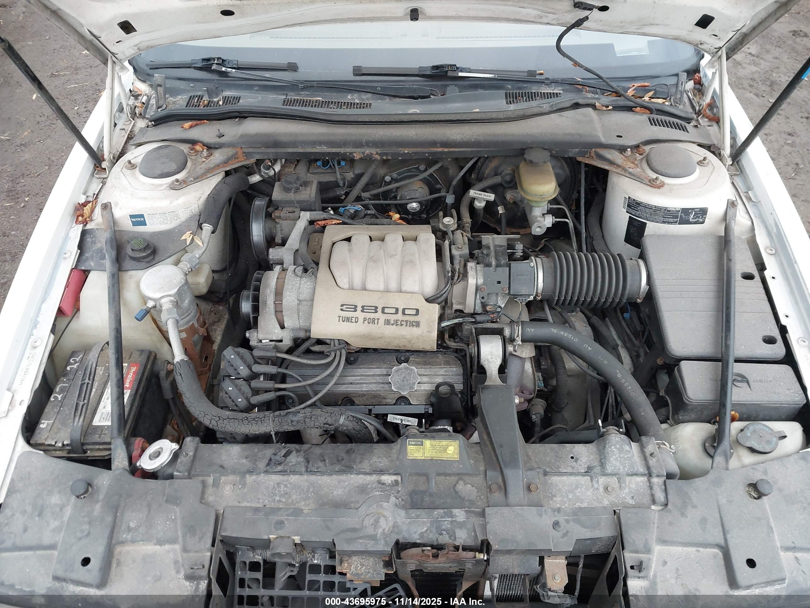 1991 Buick Riviera   Белый vin: 1G4EZ13L3MU412043