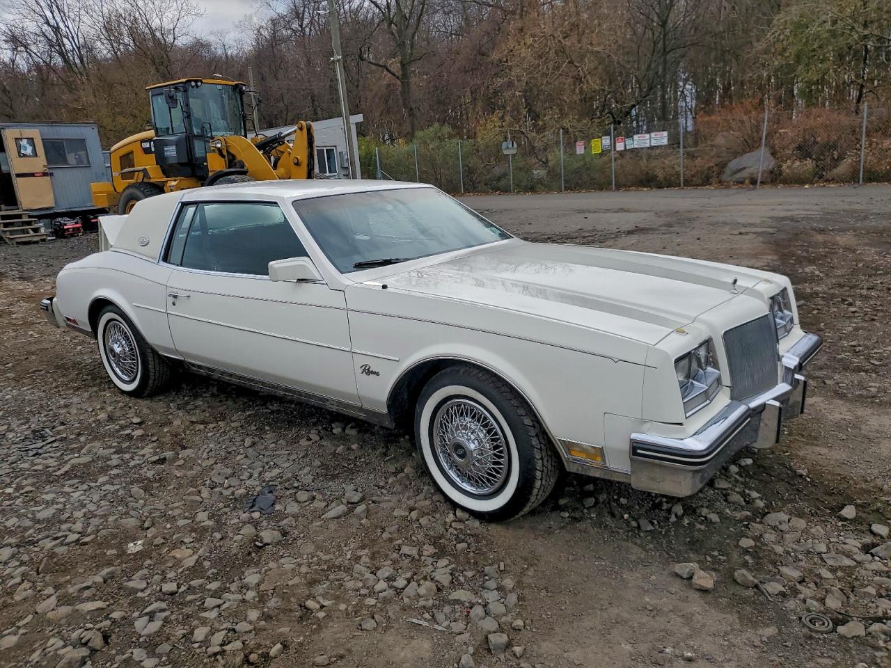 1985 Buick Riviera White vin: 1G4EZ57Y3FE410397