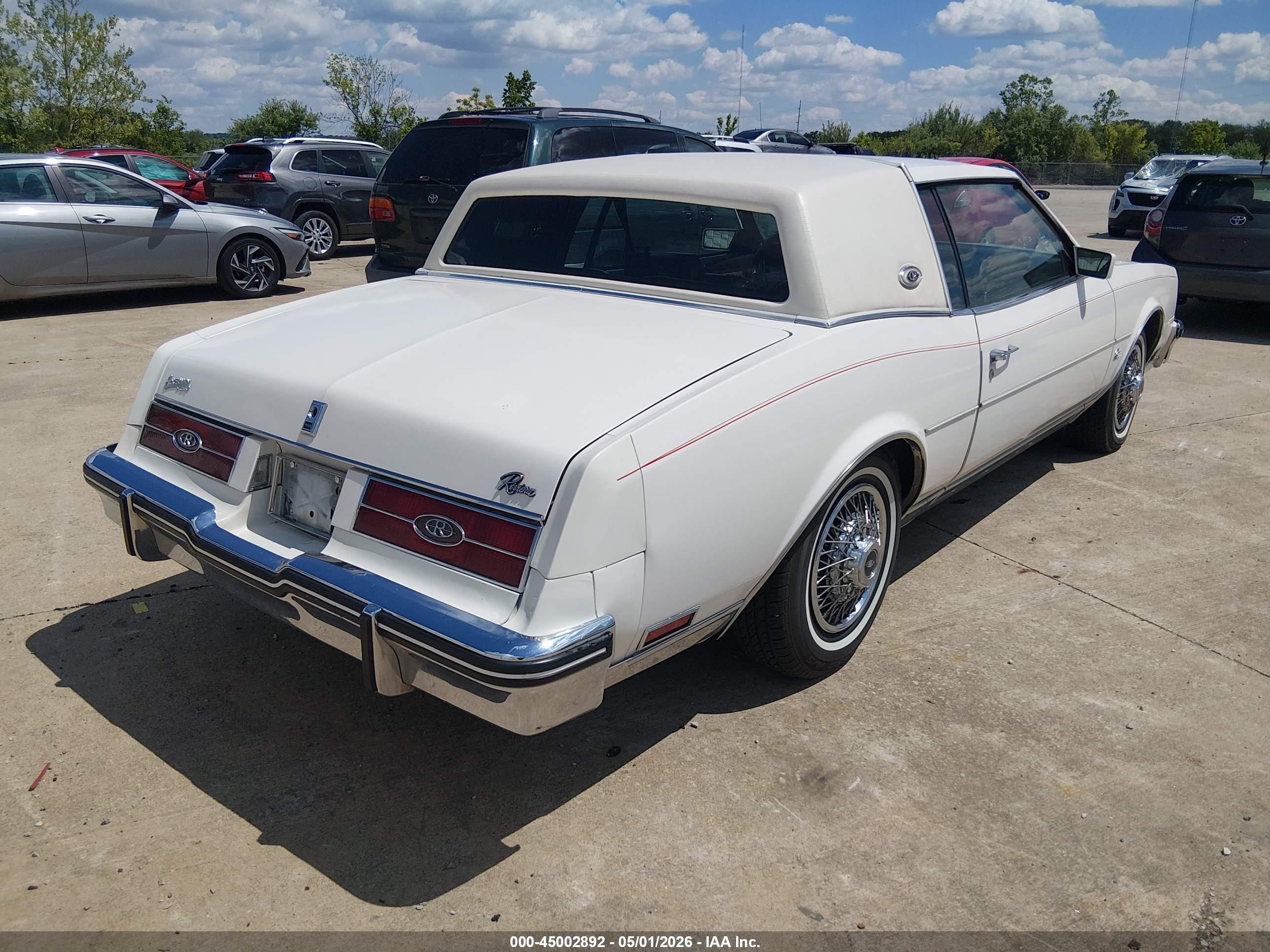 1985 Buick Riviera   White vin: 1G4EZ57Y4FE426284