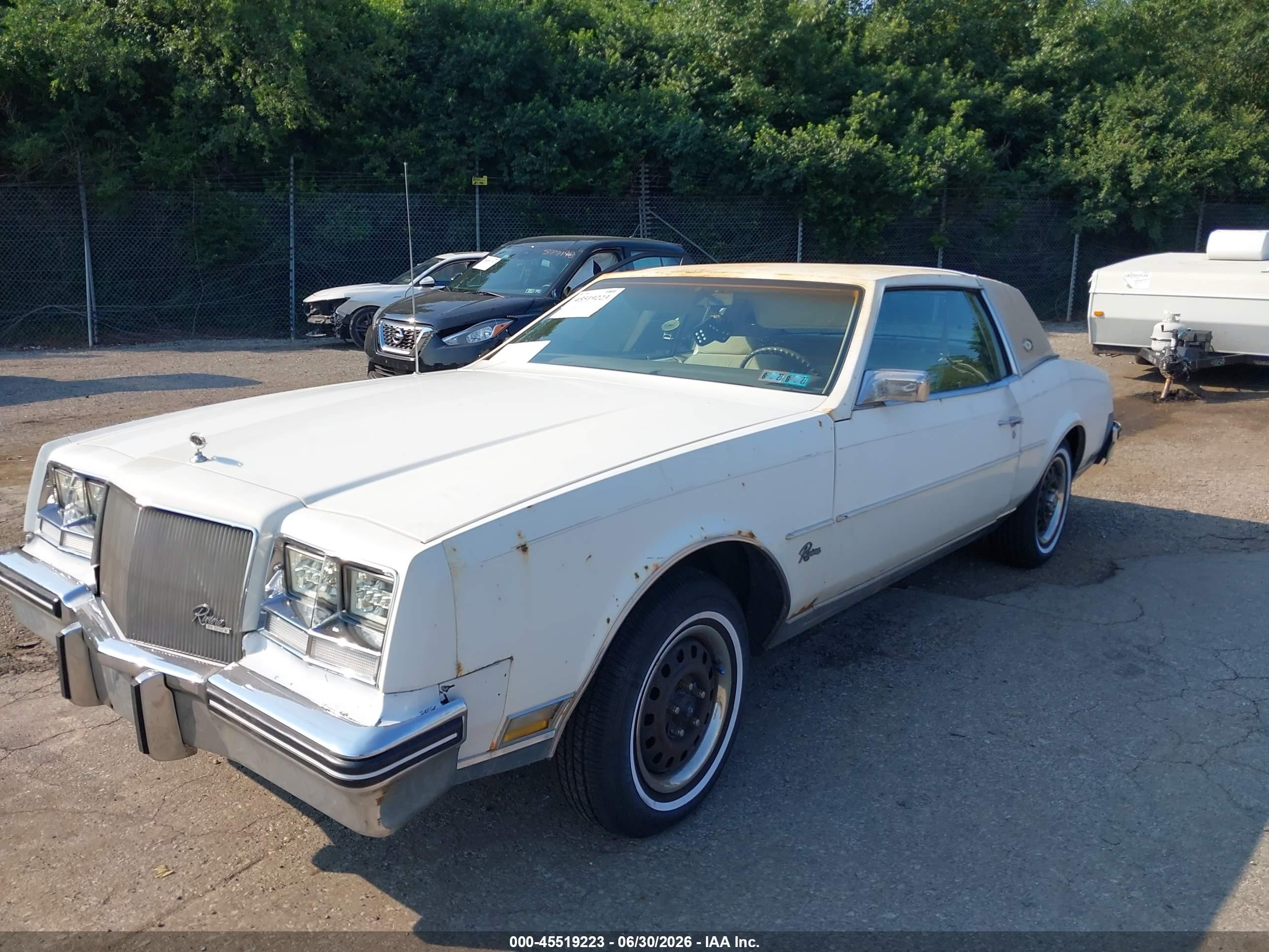 1985 Buick Riviera   Cream vin: 1G4EZ57Y4FE463271