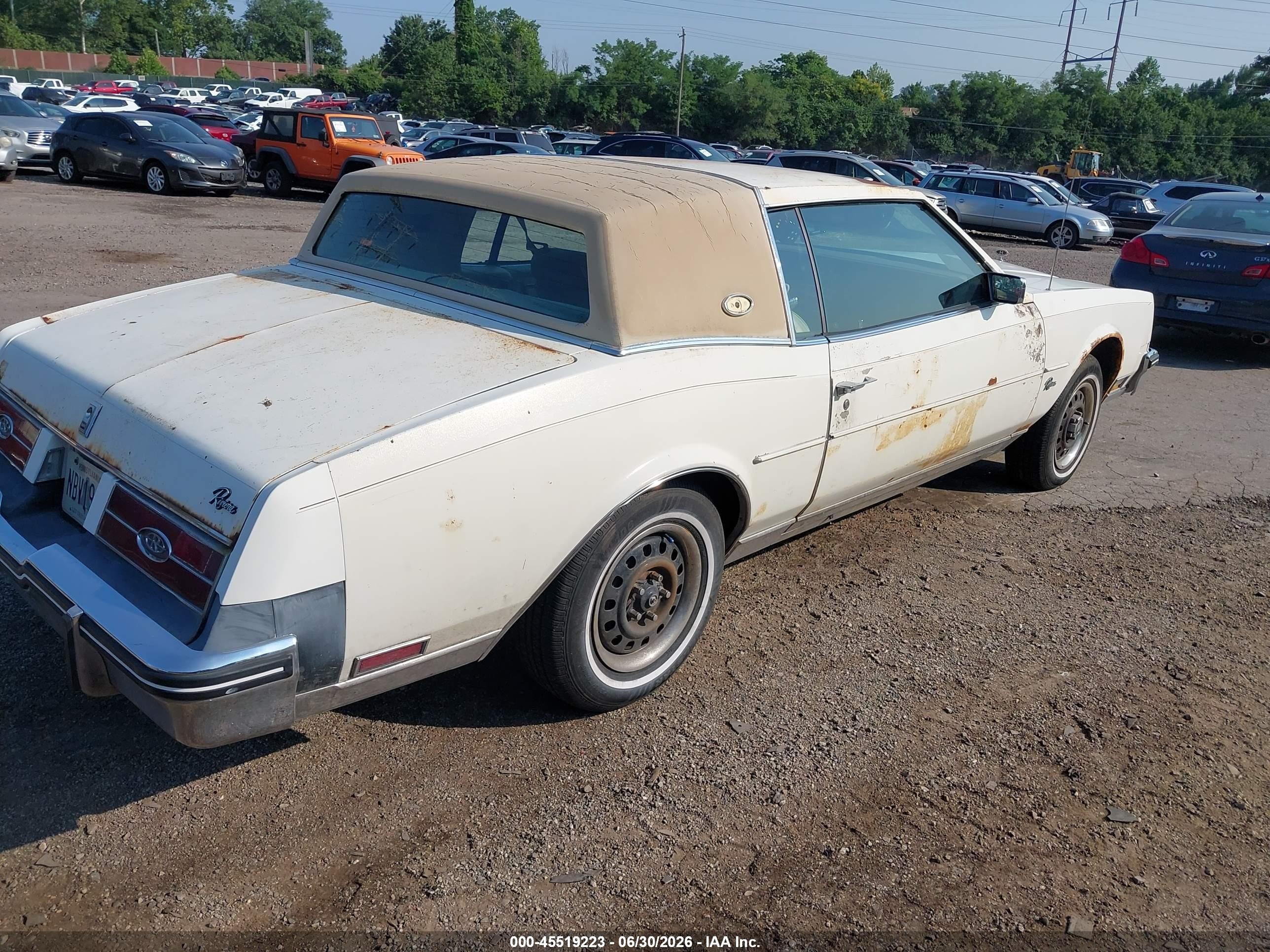 1985 Buick Riviera   Cream vin: 1G4EZ57Y4FE463271