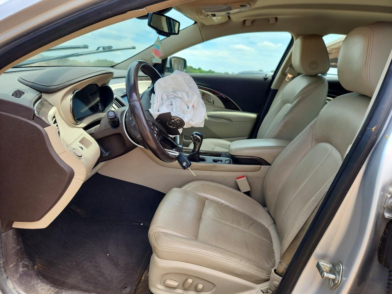 2016 Buick Lacrosse Sport Touring Silver vin: 1G4G45G35GF240700