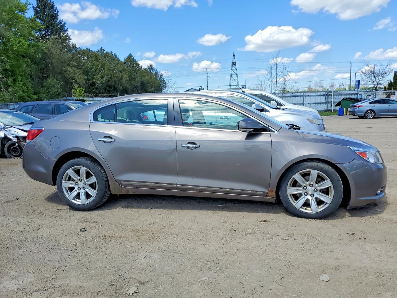2012 Buick Lacrosse Tan vin: 1G4G55E3XCF171688