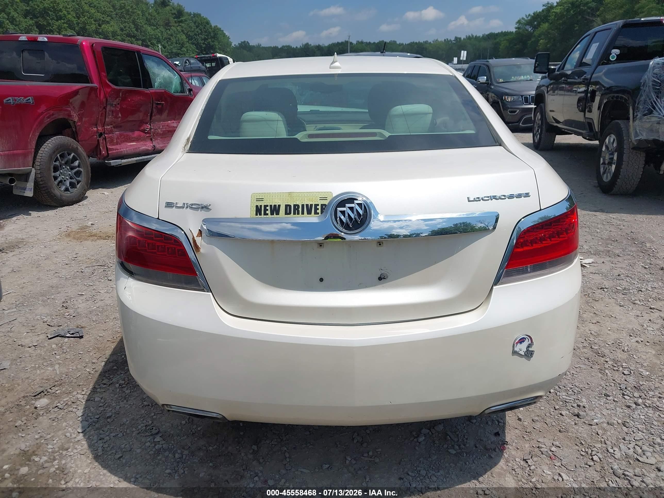 2013 Buick Lacrosse   White vin: 1G4GA5E33DF227841