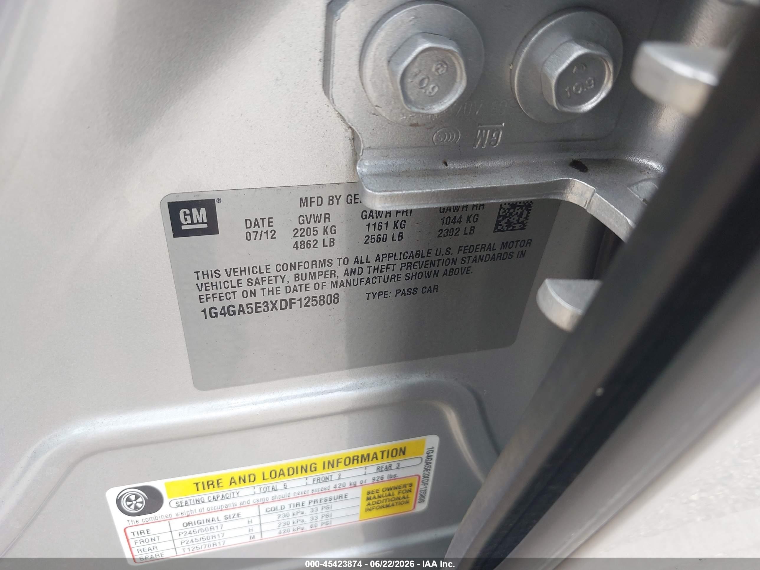 2013 Buick Lacrosse   Silver vin: 1G4GA5E3XDF125808