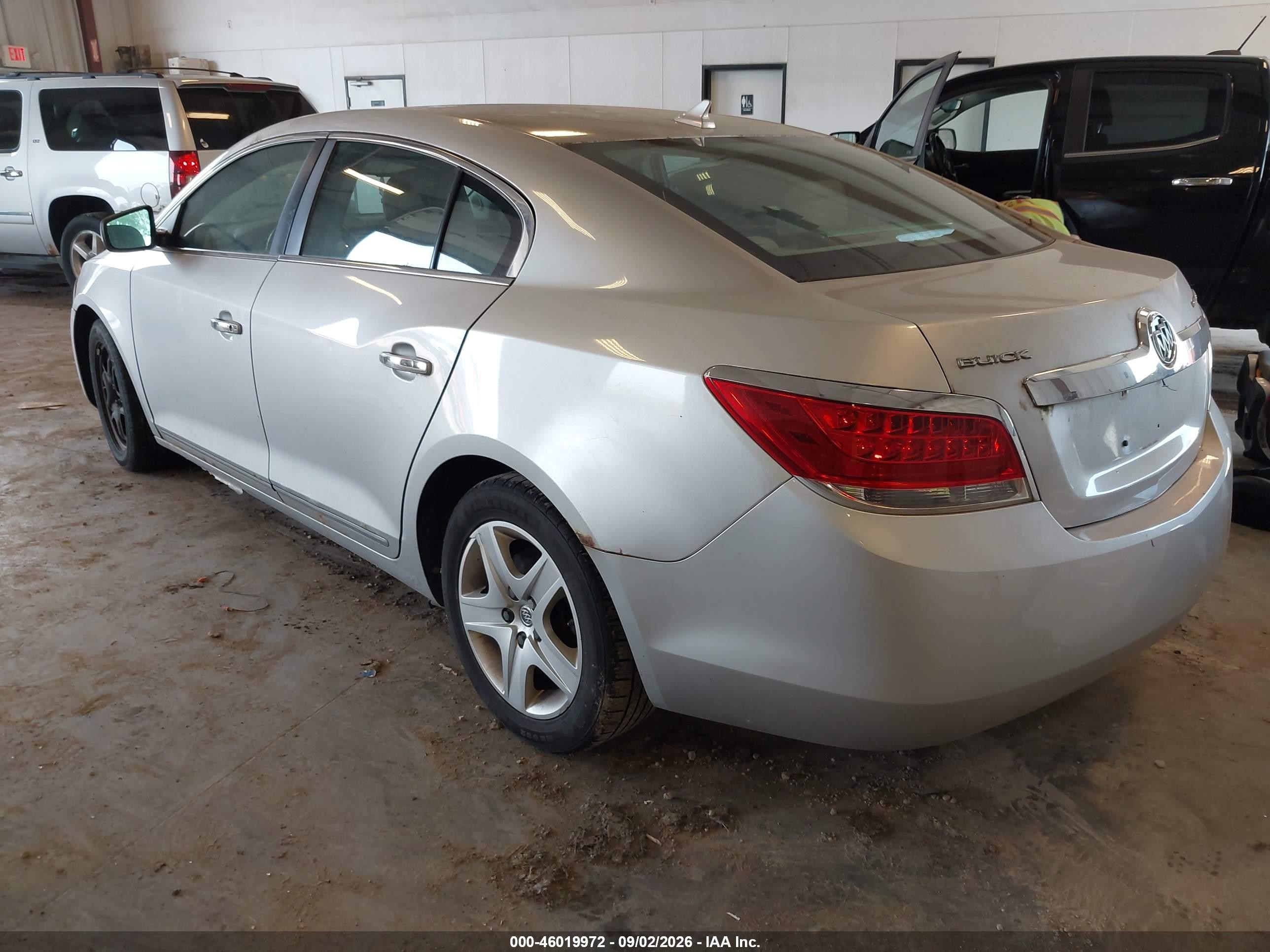2011 Buick Lacrosse Cx Silver vin: 1G4GA5EC0BF363549