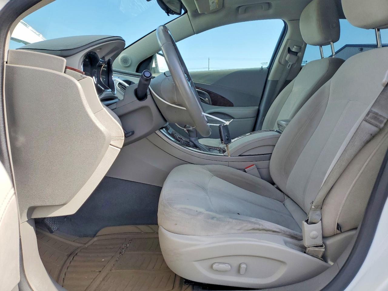 2011 Buick Lacrosse Cx White vin: 1G4GA5EC5BF365216