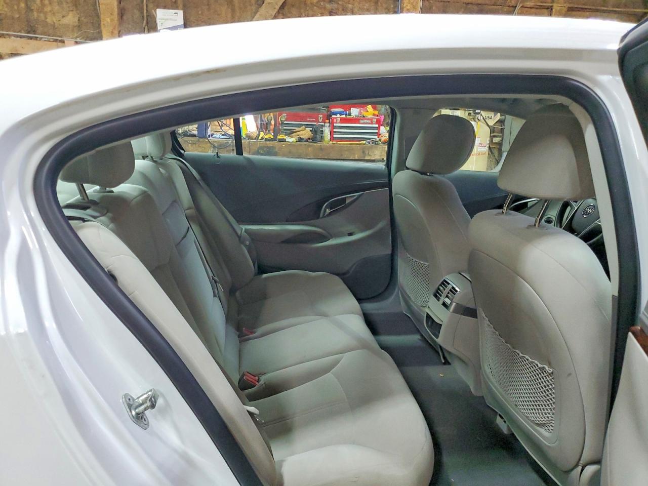 2010 Buick Lacrosse Cx White vin: 1G4GA5EC6AF317898