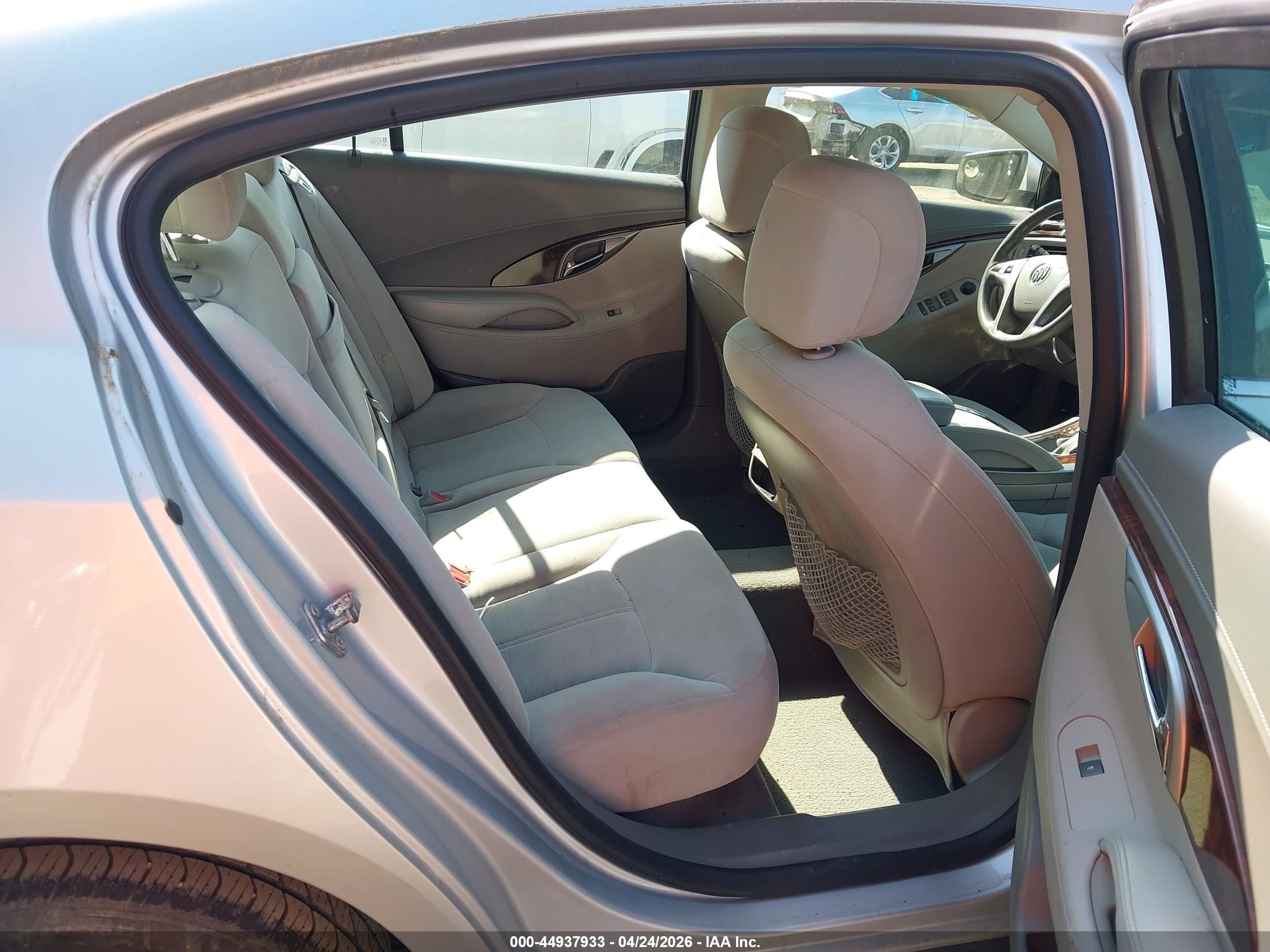 2011 Buick Lacrosse Cx Silver vin: 1G4GA5EC7BF342259