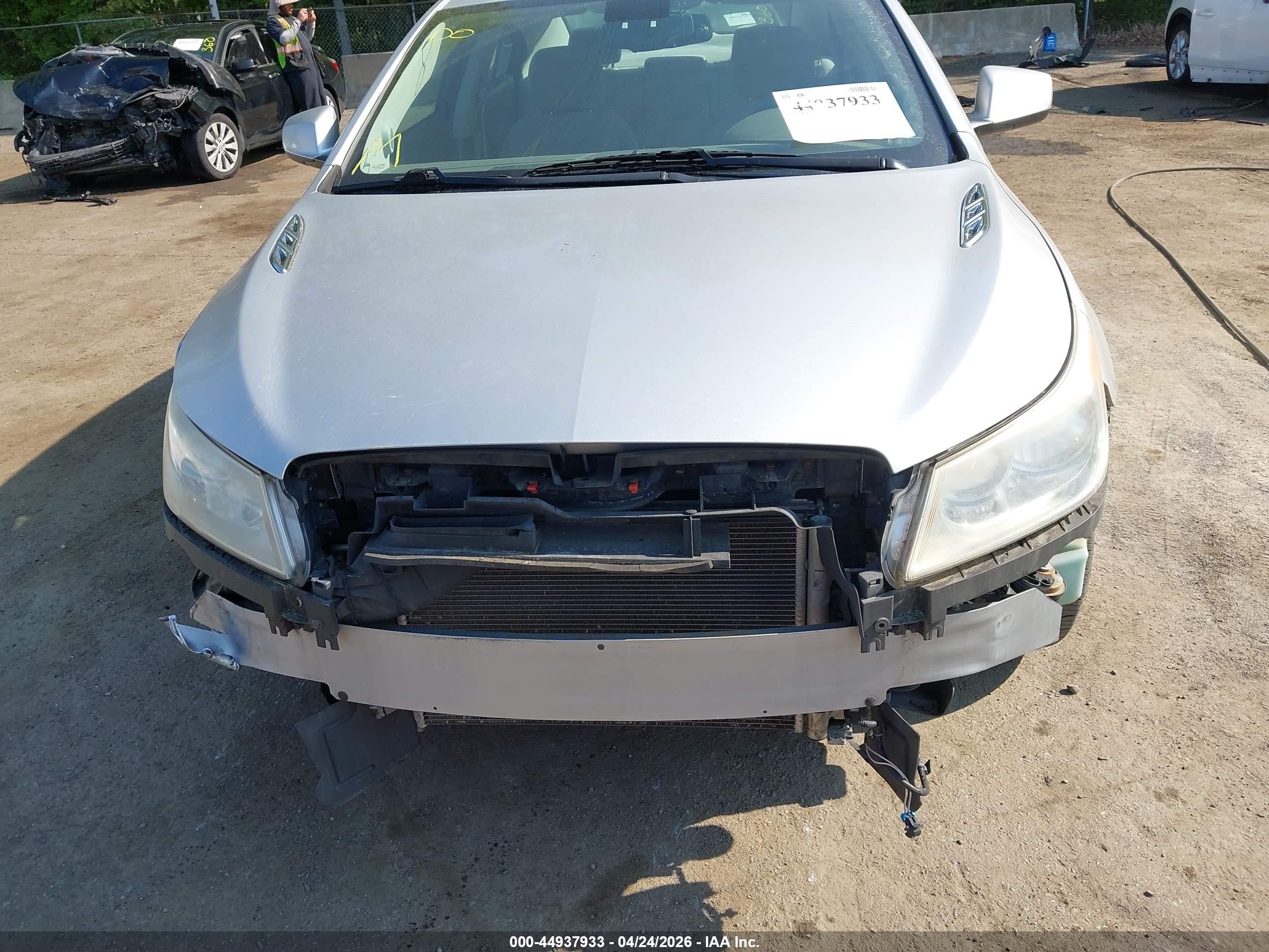 2011 Buick Lacrosse Cx Silver vin: 1G4GA5EC7BF342259