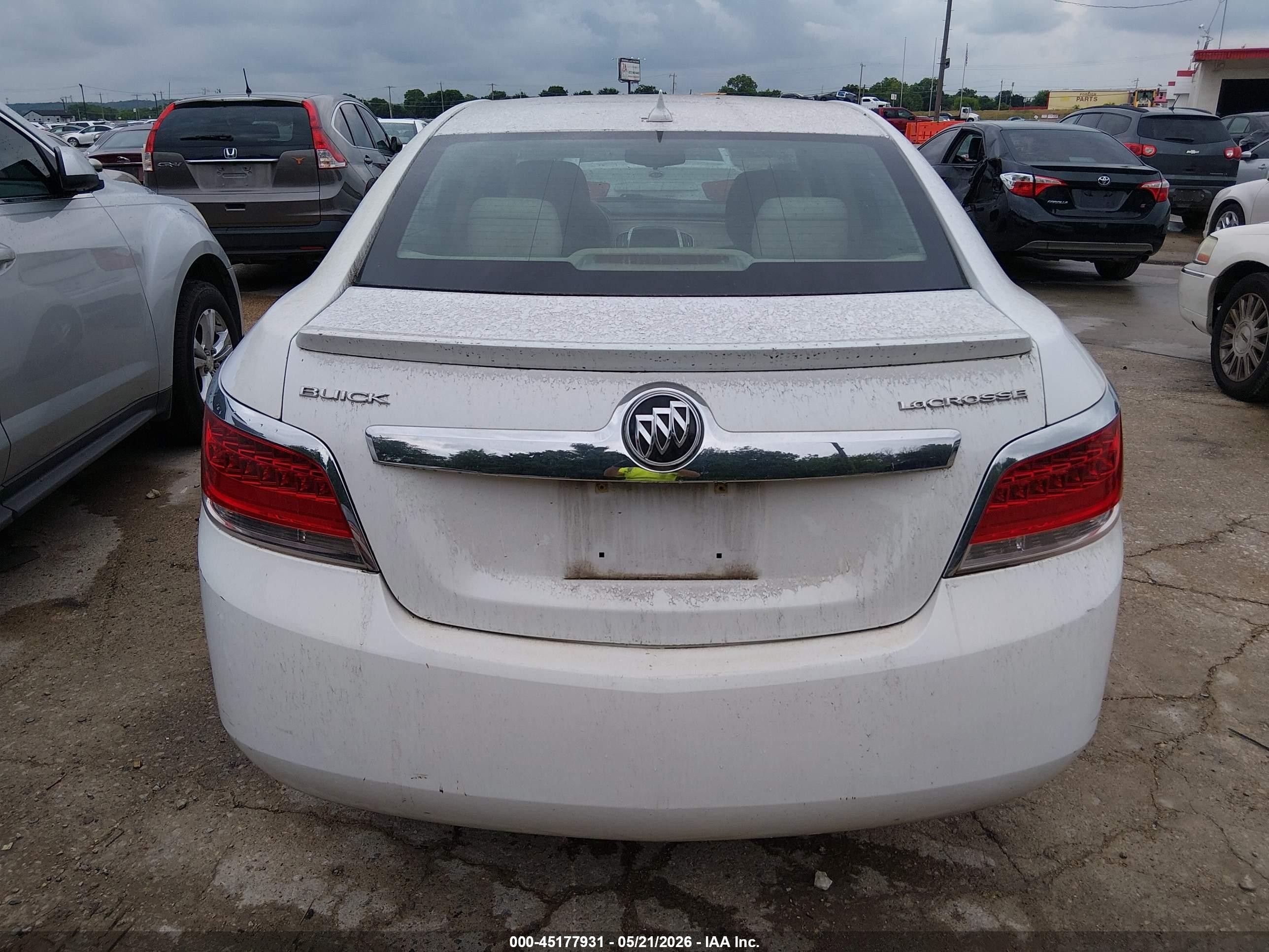 2011 Buick Lacrosse Cx White vin: 1G4GA5EC8BF178200