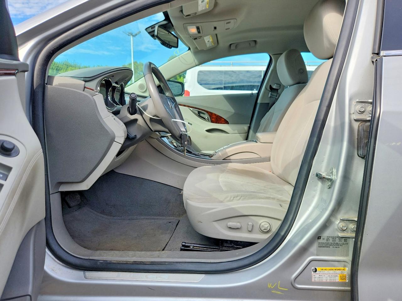 2011 Buick Lacrosse Cx Silver vin: 1G4GA5ED0BF350745