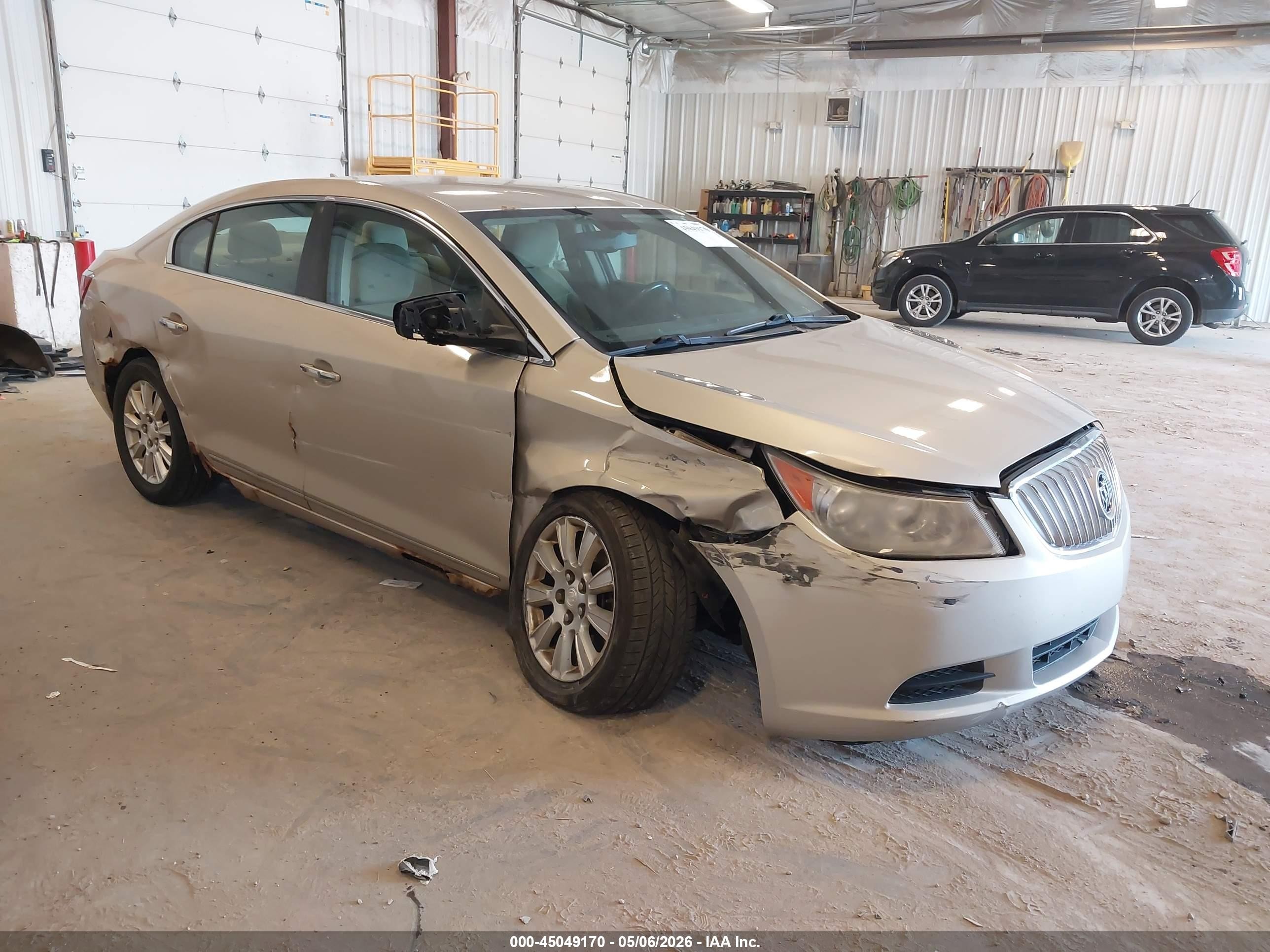 2011 Buick Lacrosse Cx Gold vin: 1G4GA5ED8BF363453