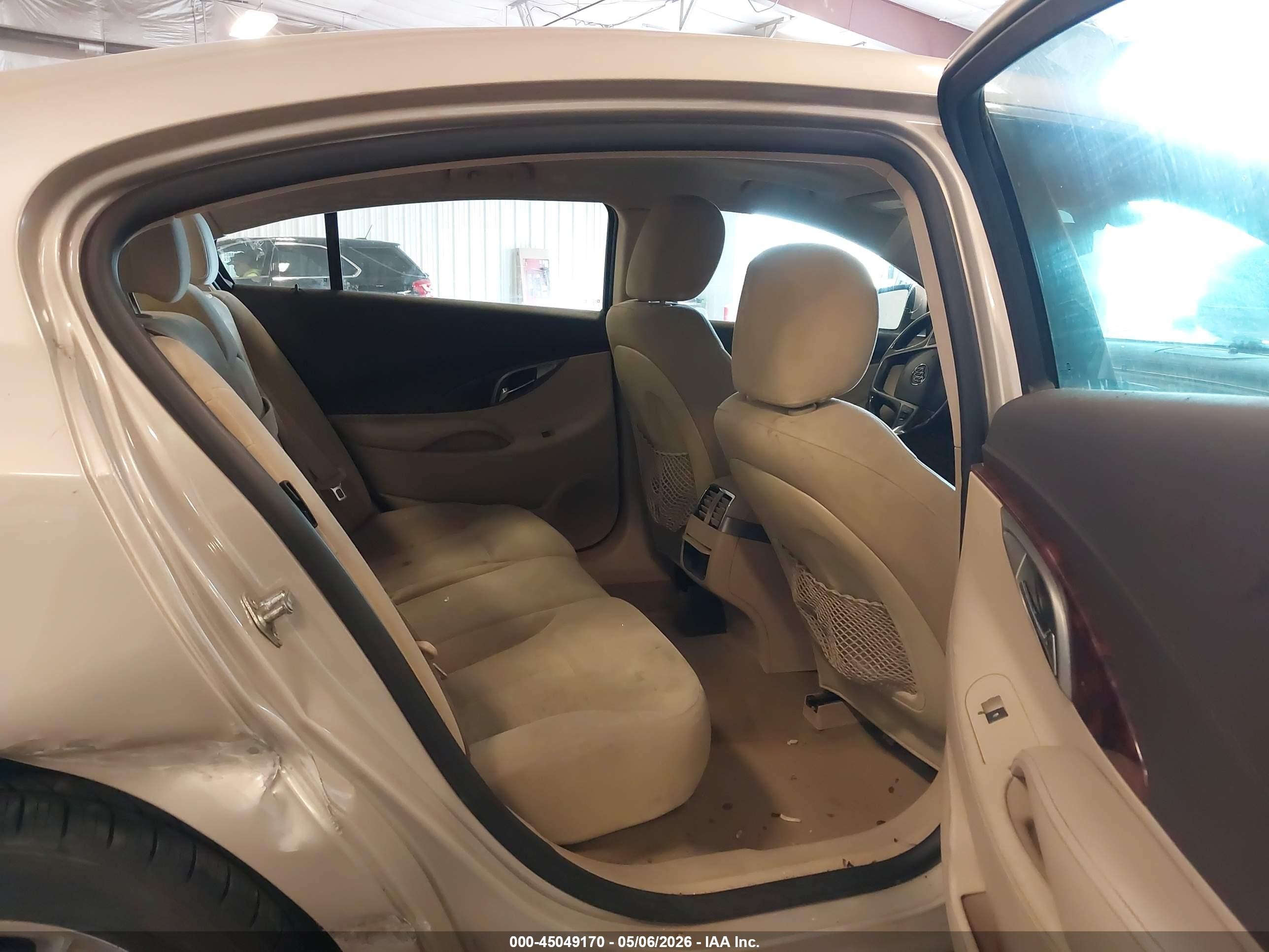 2011 Buick Lacrosse Cx Gold vin: 1G4GA5ED8BF363453
