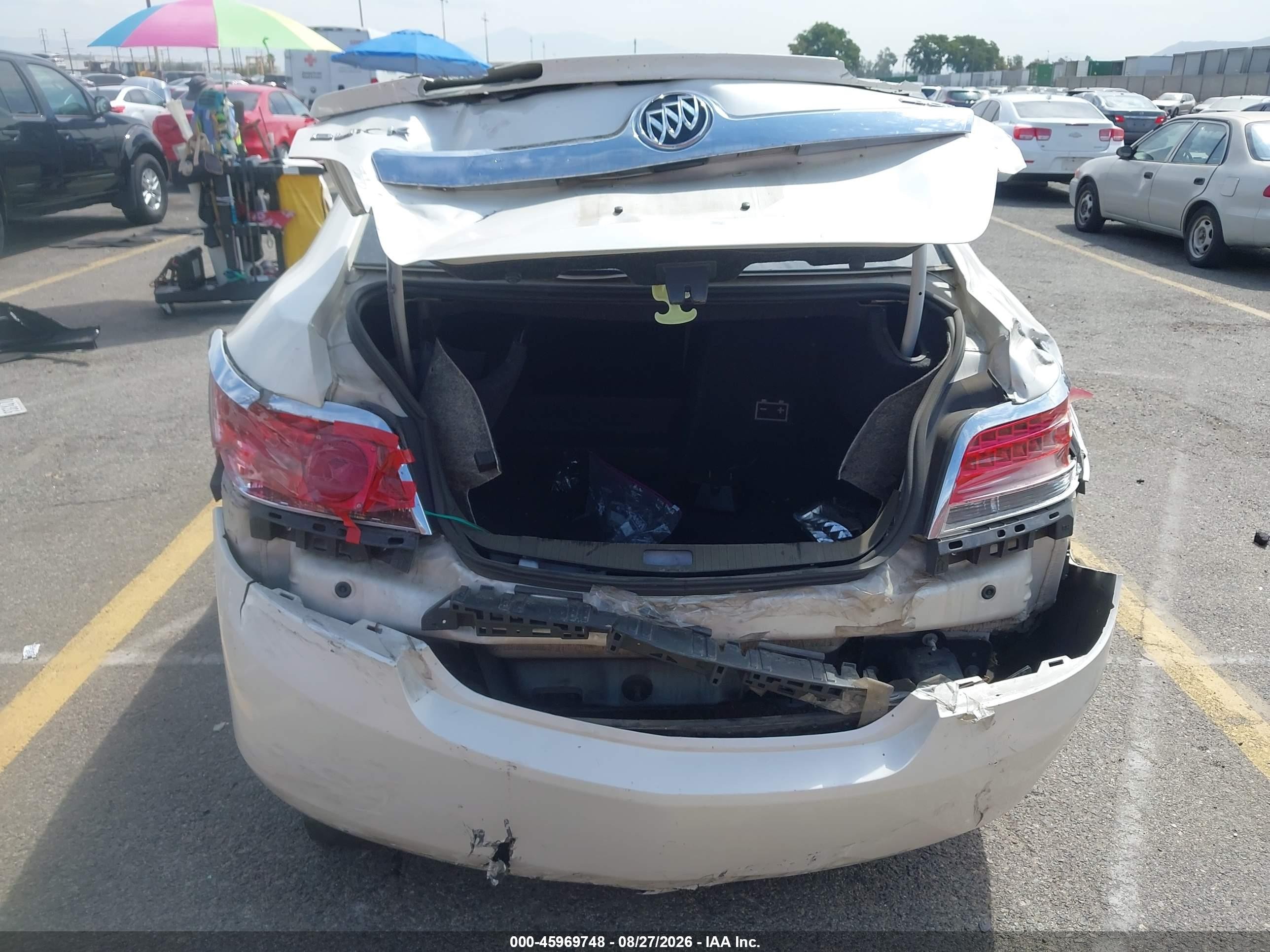 2012 Buick Lacrosse White vin: 1G4GA5ER2CF207924
