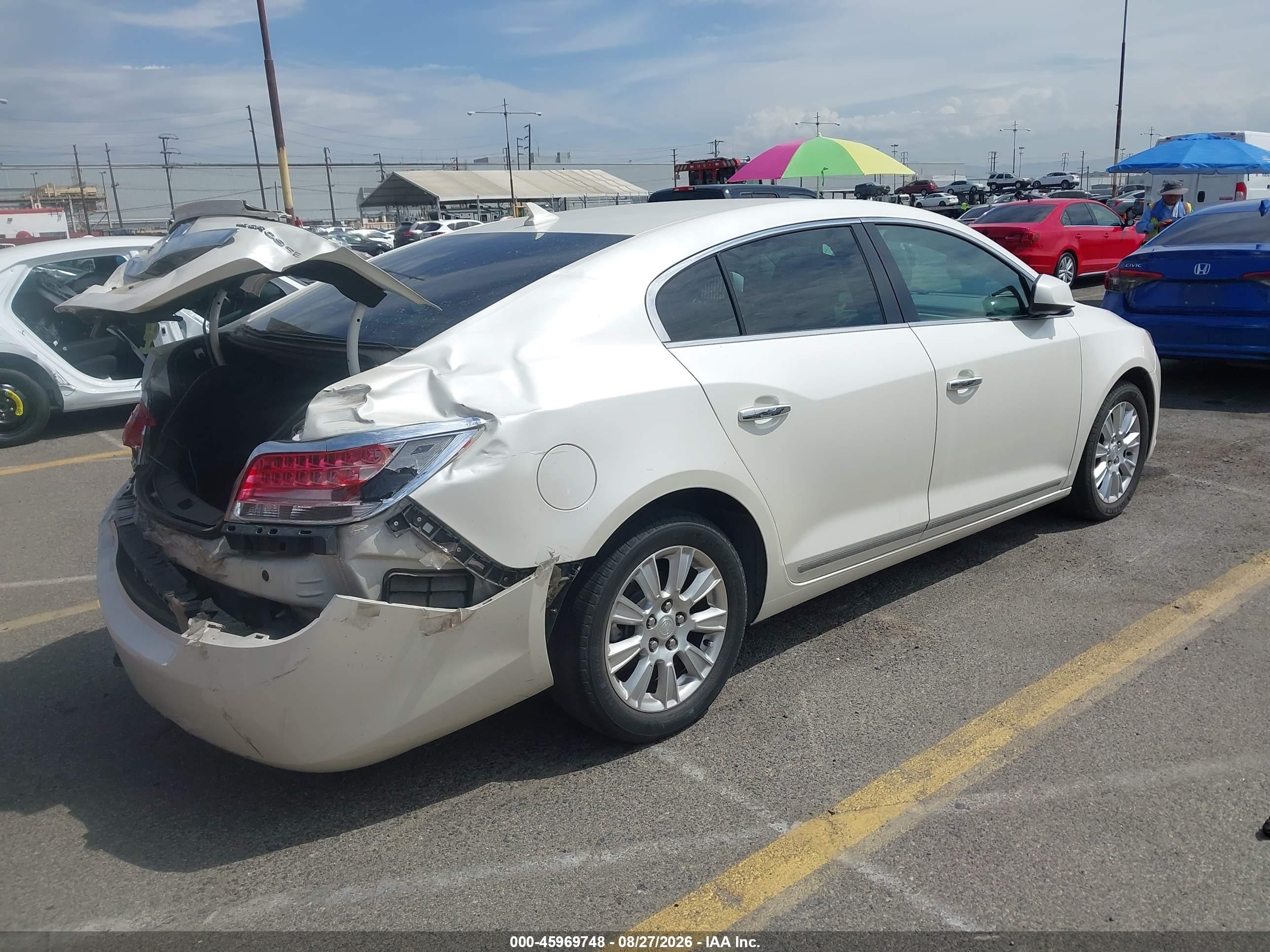 2012 Buick Lacrosse White vin: 1G4GA5ER2CF207924