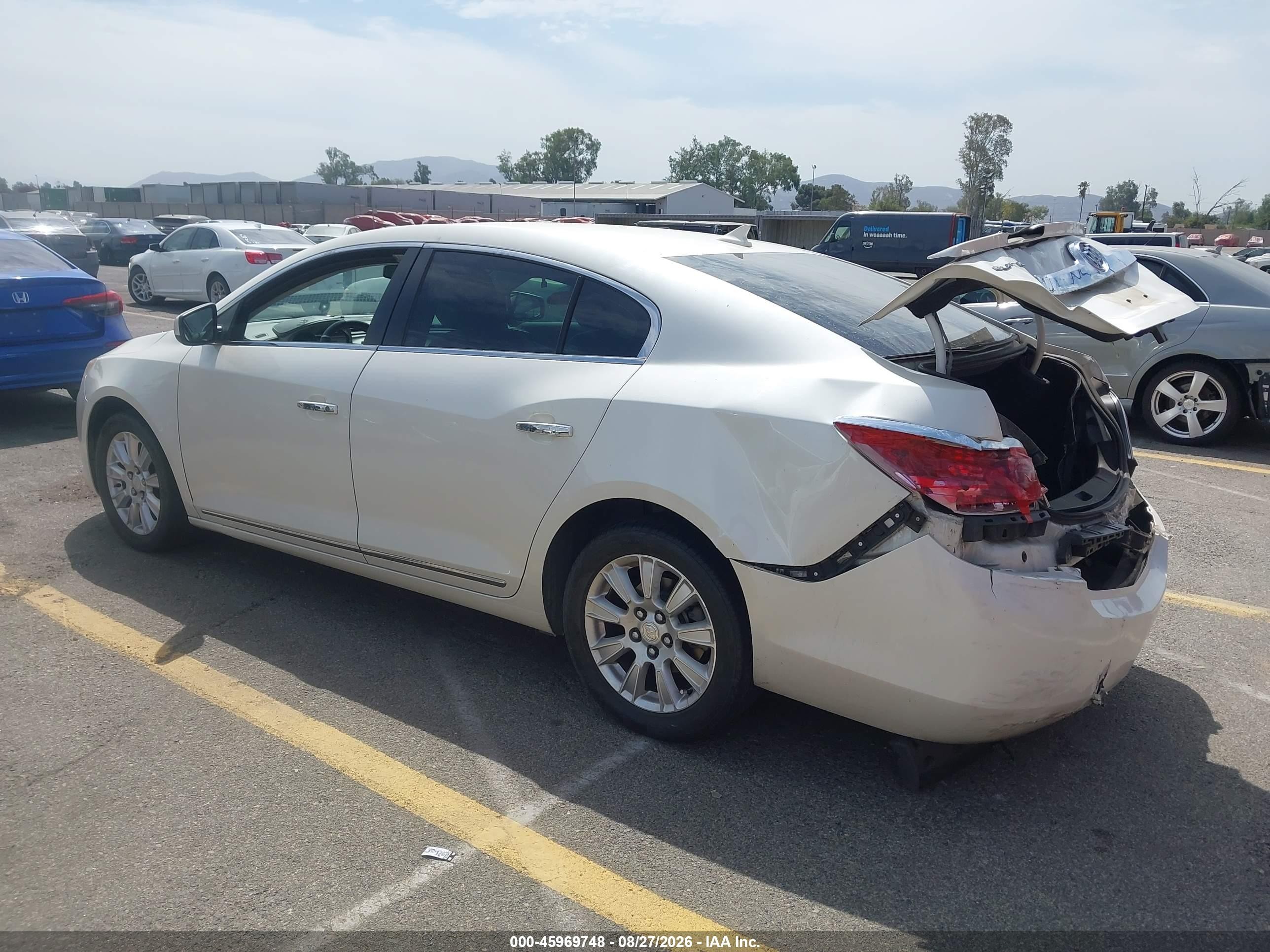2012 Buick Lacrosse White vin: 1G4GA5ER2CF207924